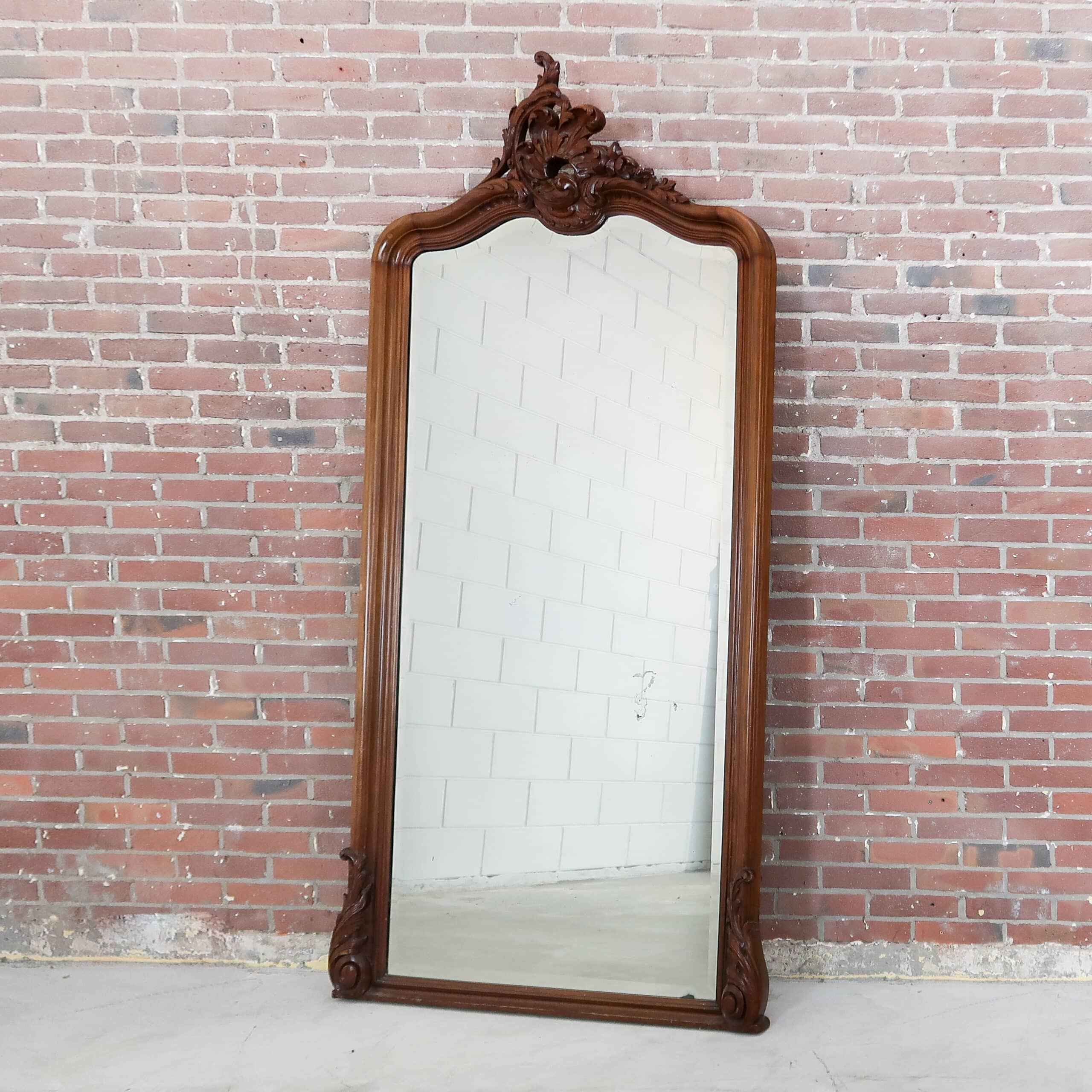 Grote Louis XV stijl spiegel