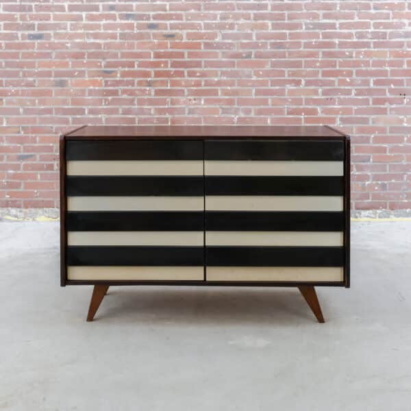 Vintage ladekast van Interiér Praha