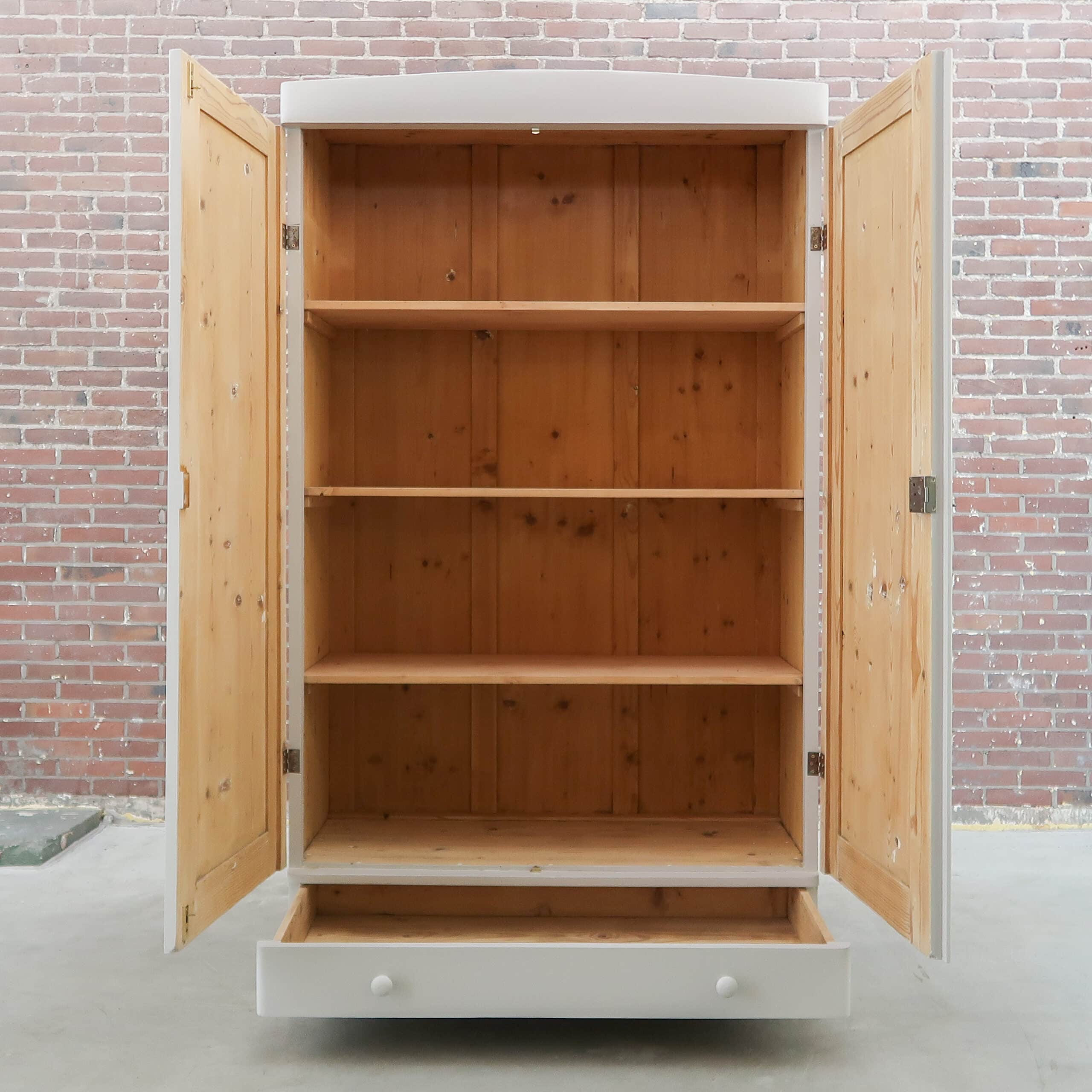 Lichtgrijze kledingkast - Afbeelding 2