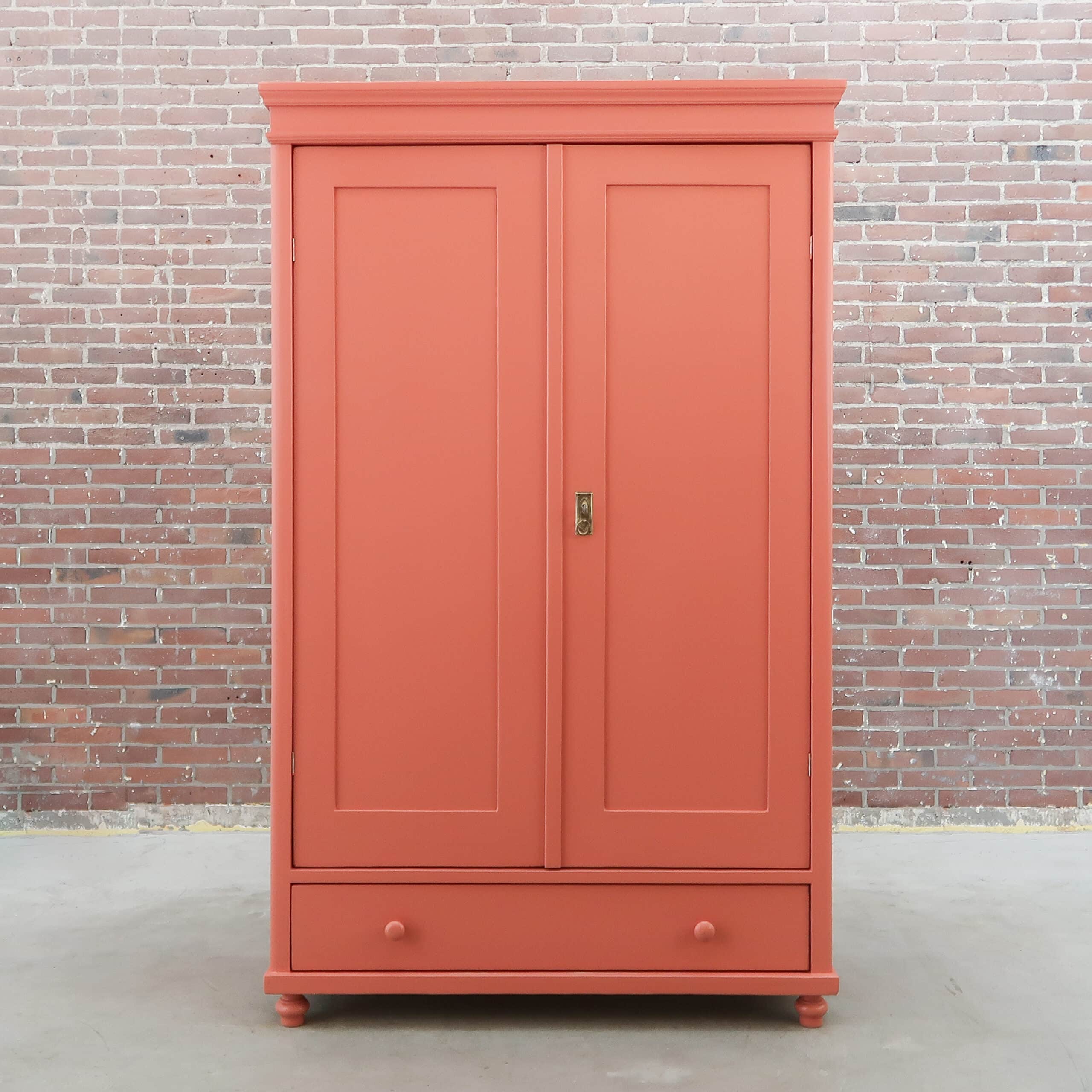 Terracotta roze linnenkast