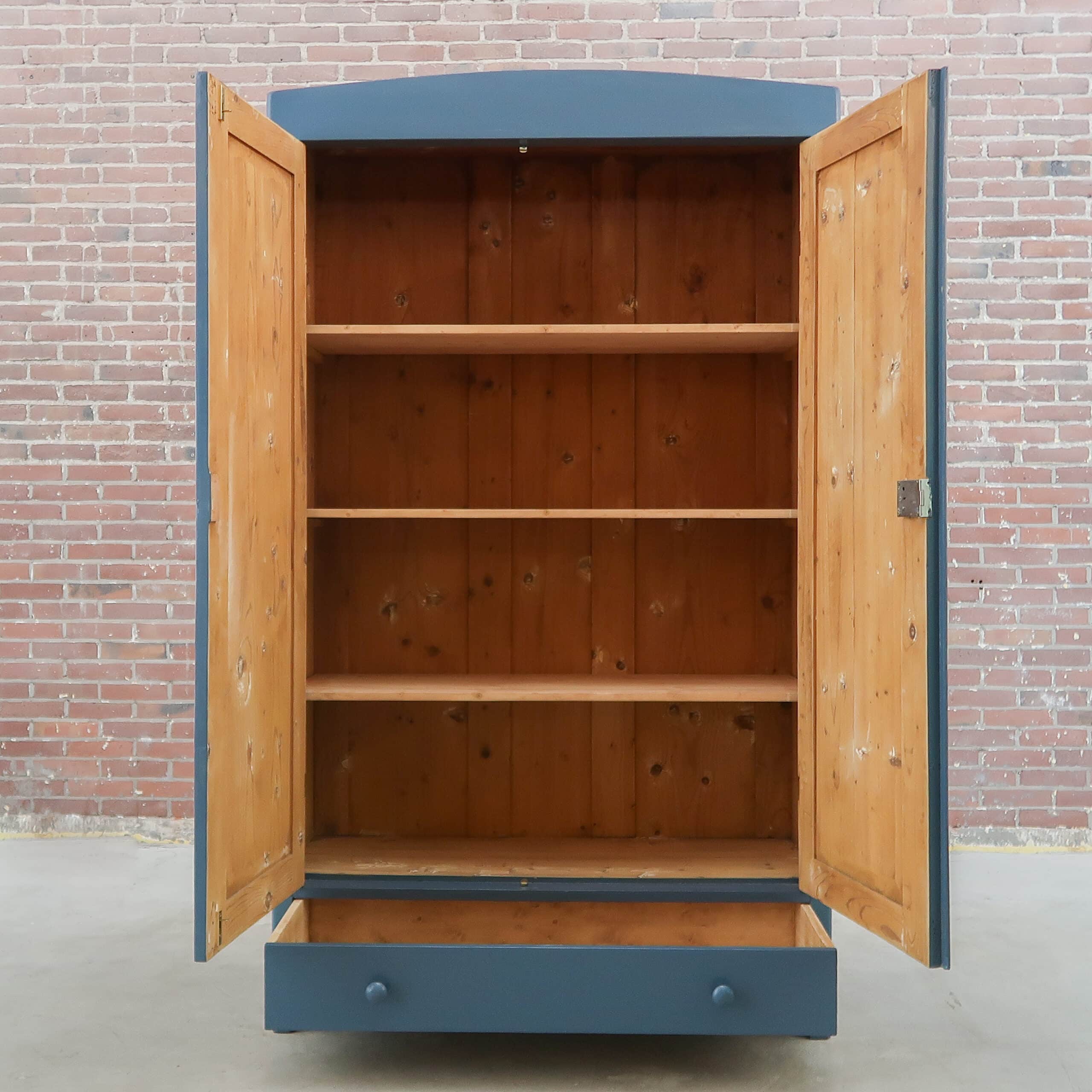 Blauwe linnenkast - Afbeelding 2