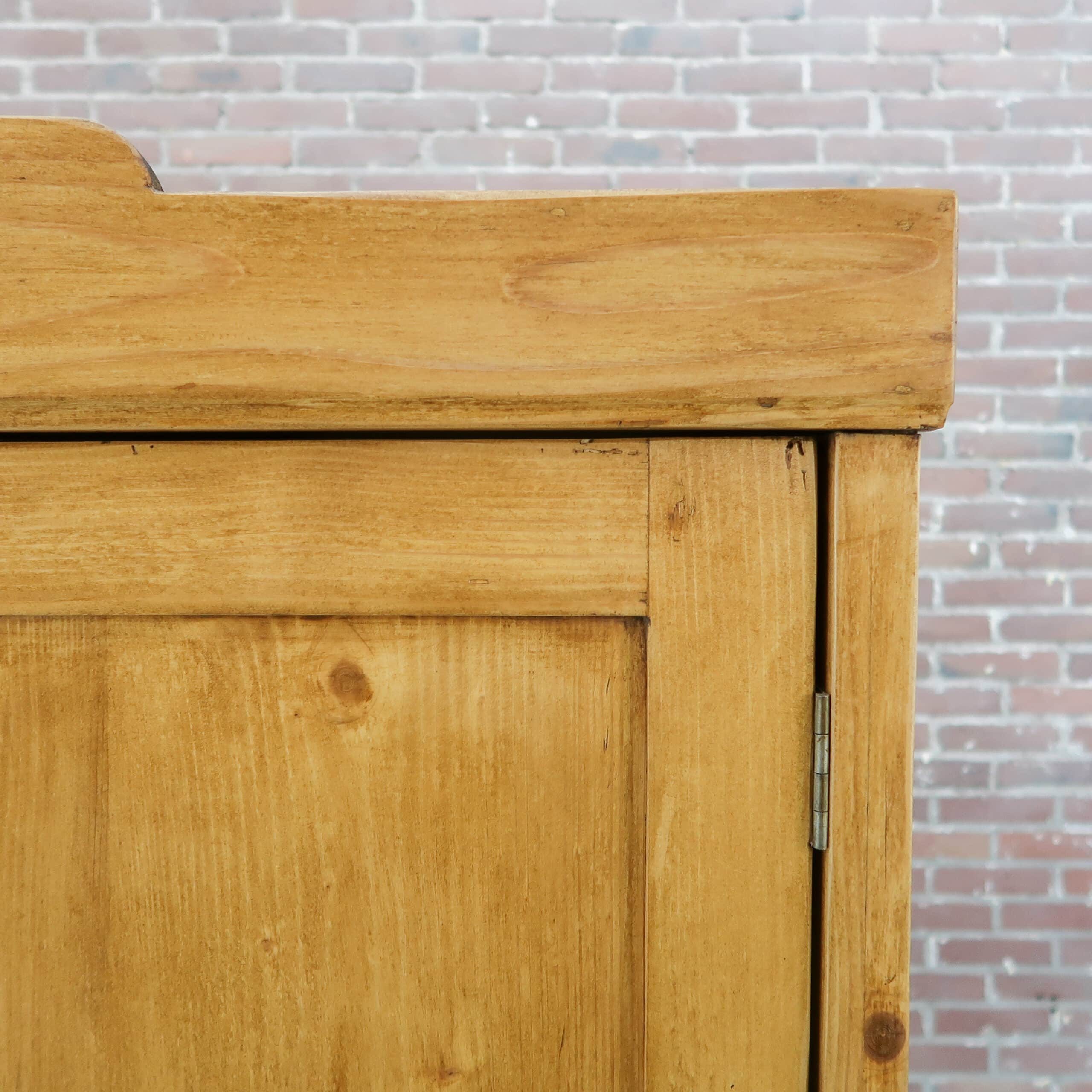 Antieke kledingkast - Afbeelding 4