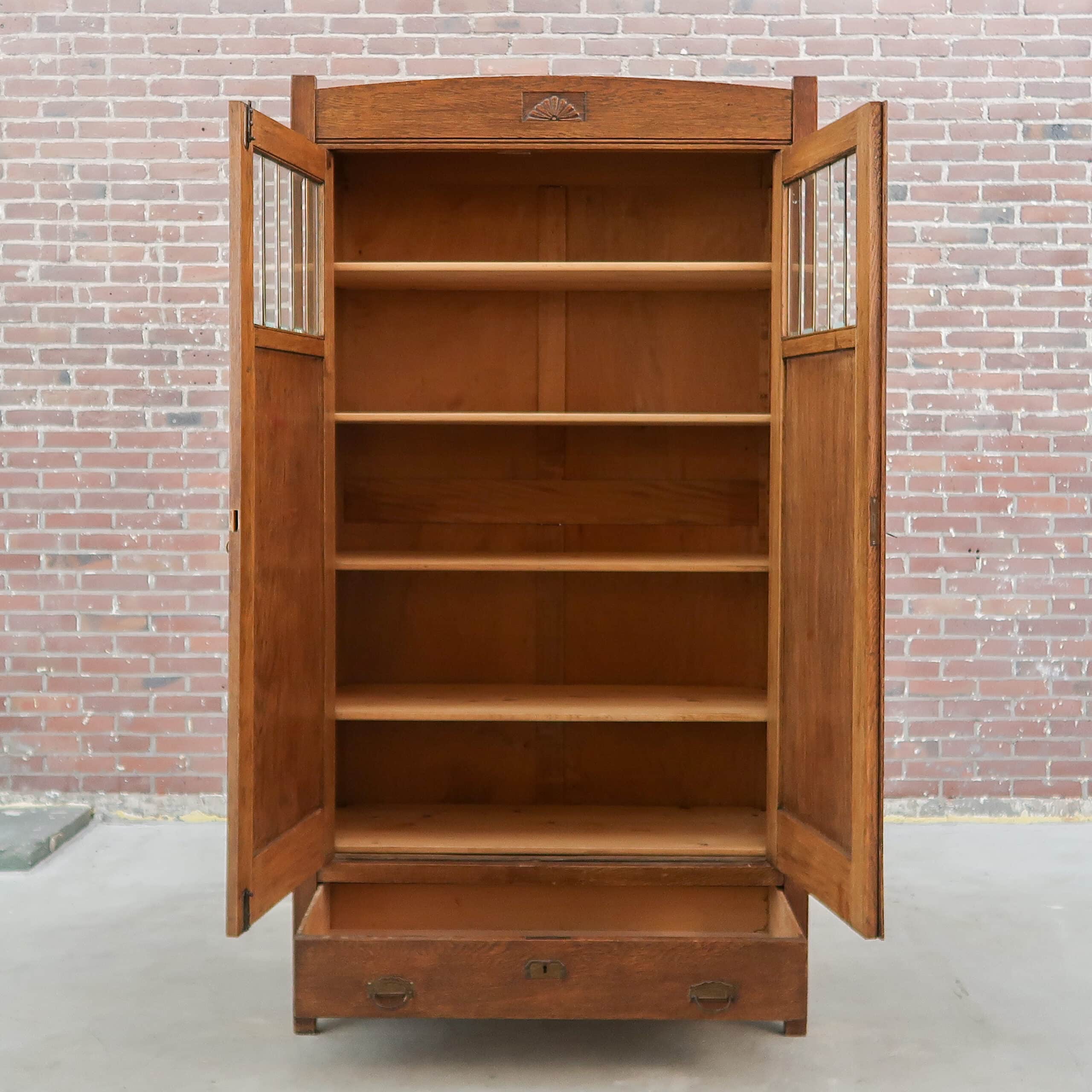 Antieke eikenhouten kast - Afbeelding 2