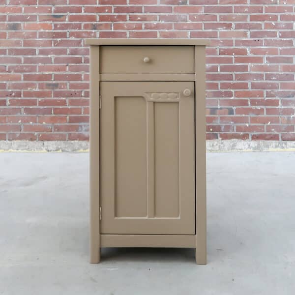 Taupe brocante nachtkastje