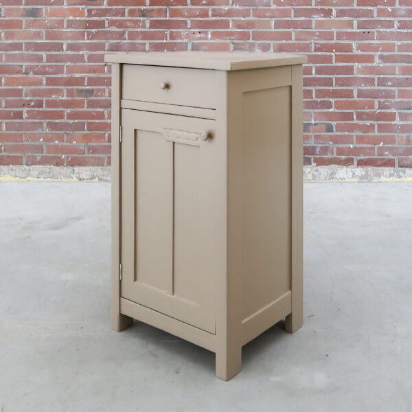 Taupe brocante nachtkastje