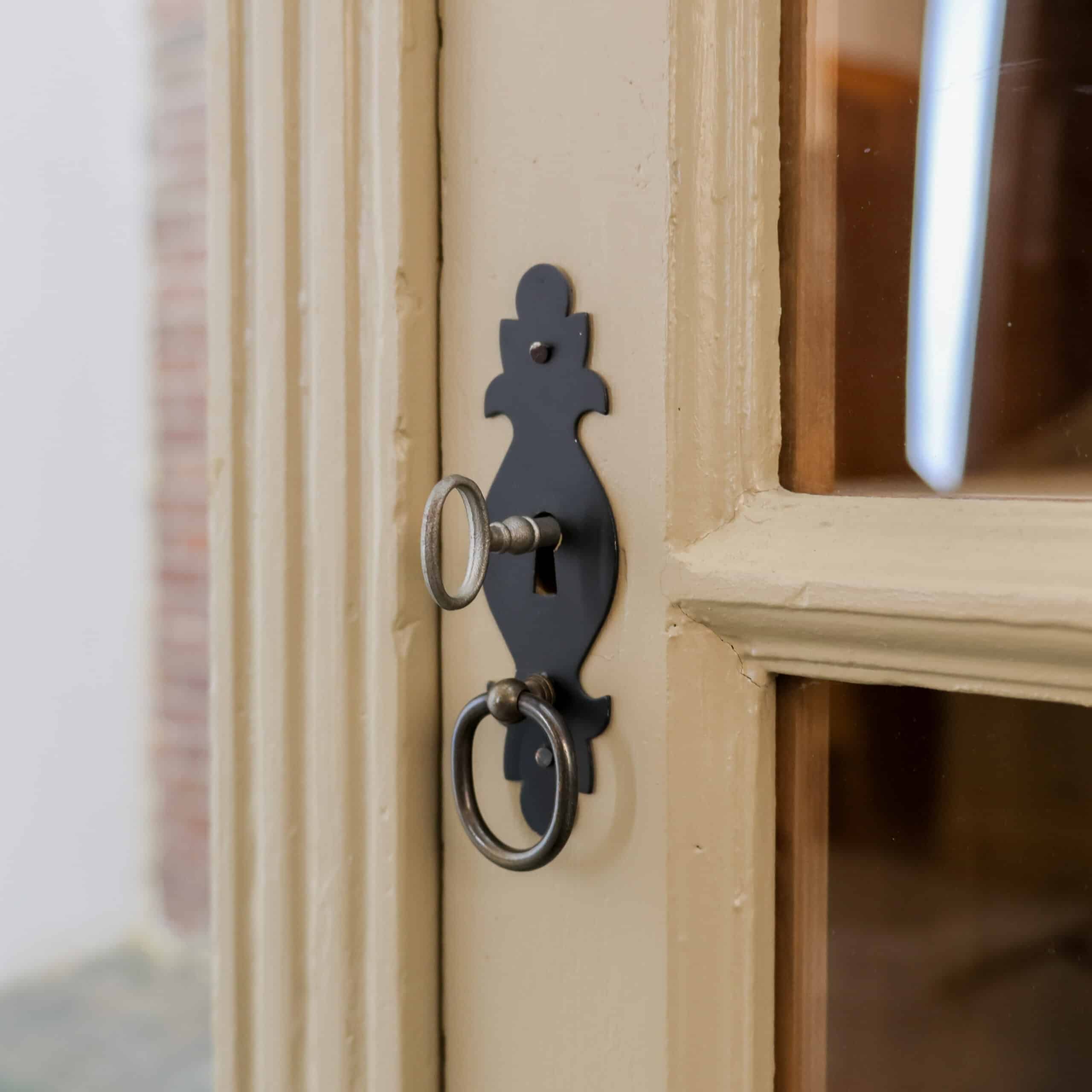 Eendeurs vitrinekast - Afbeelding 7