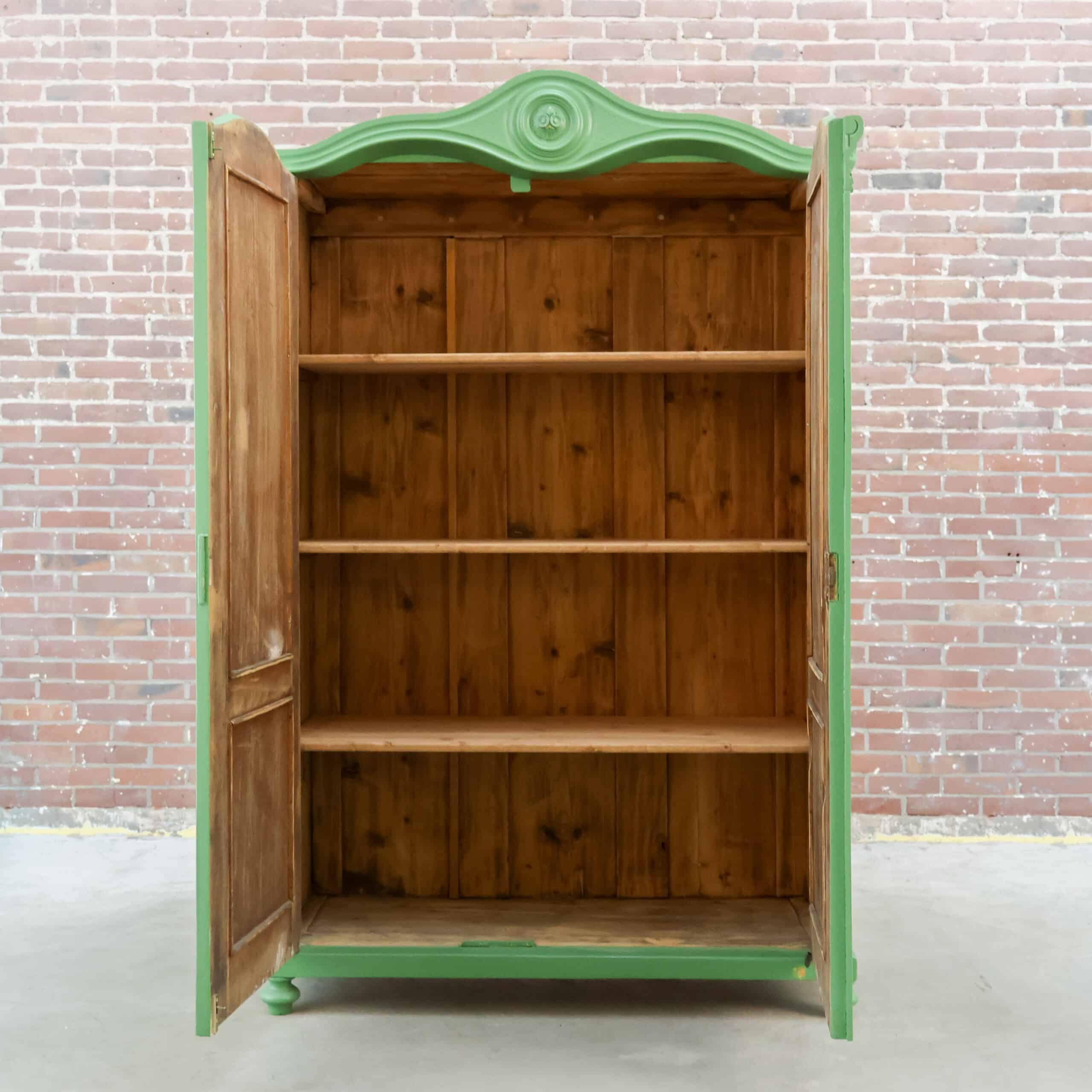 Brocante groene linnenkast - Afbeelding 2