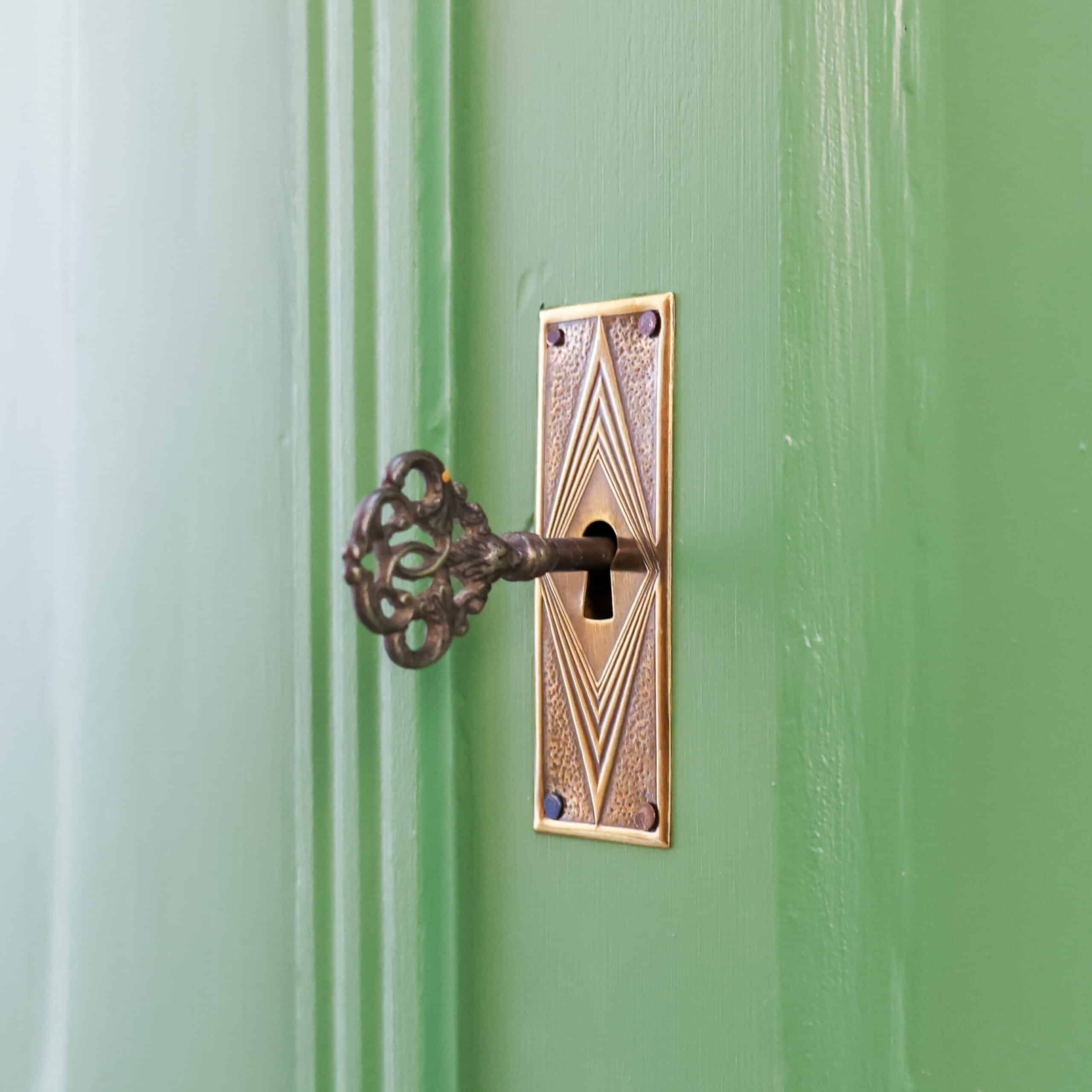 Brocante groene linnenkast - Afbeelding 7