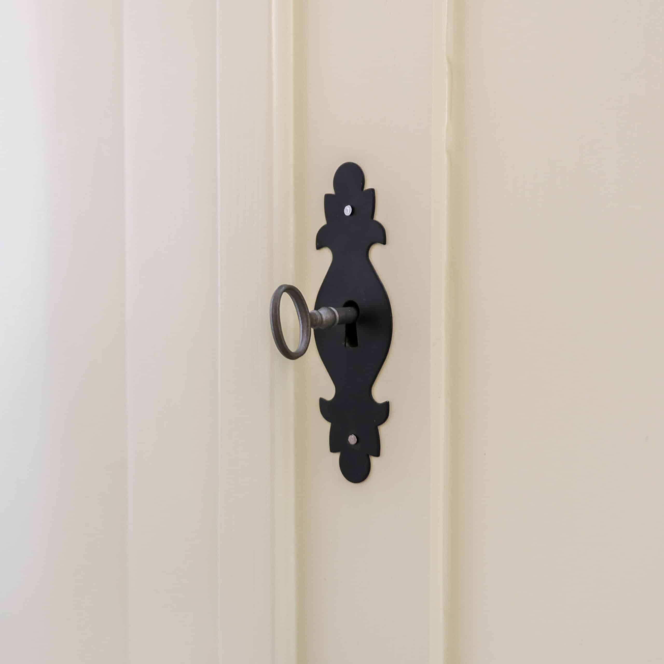 Brocante crème linnenkast - Afbeelding 6