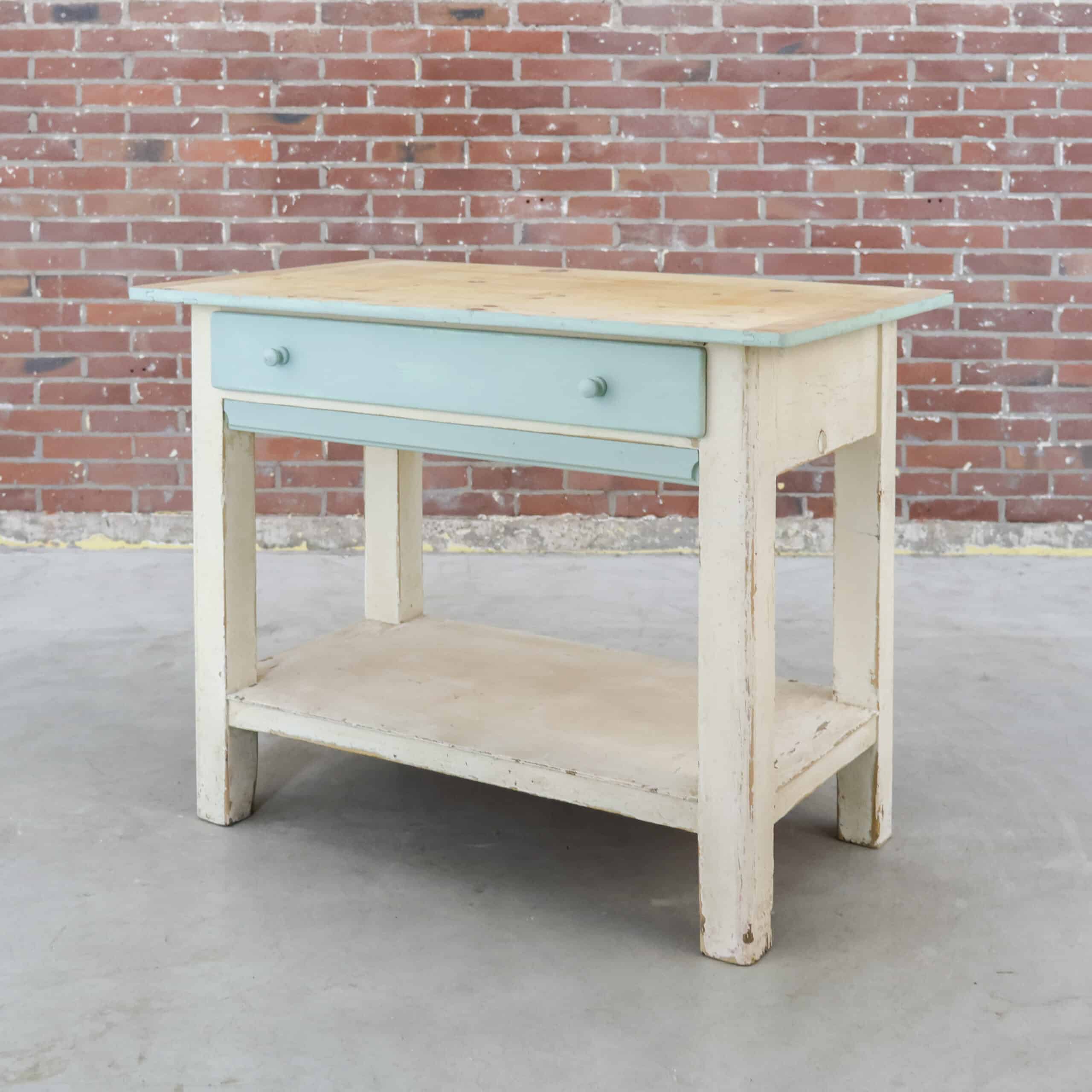 Brocante tafeltje me la