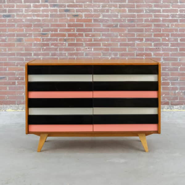 Vintage ladekast van Interiér Praha