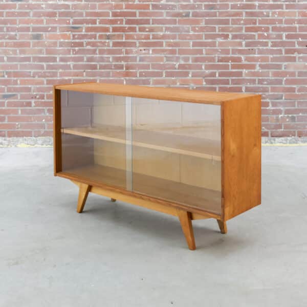 Mid-century vitrinekast - Jiří Jiroutek