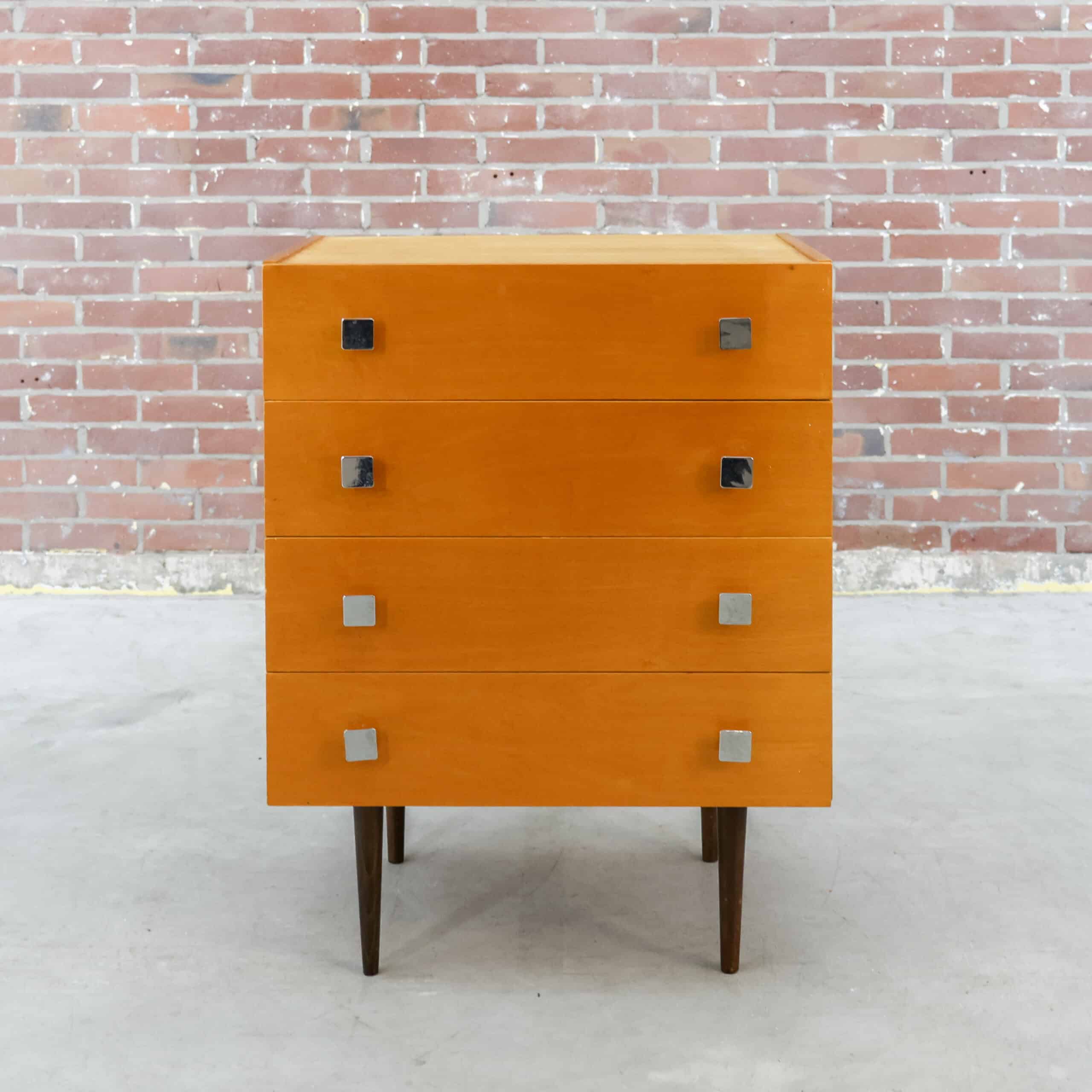 Mid-century ladekastje