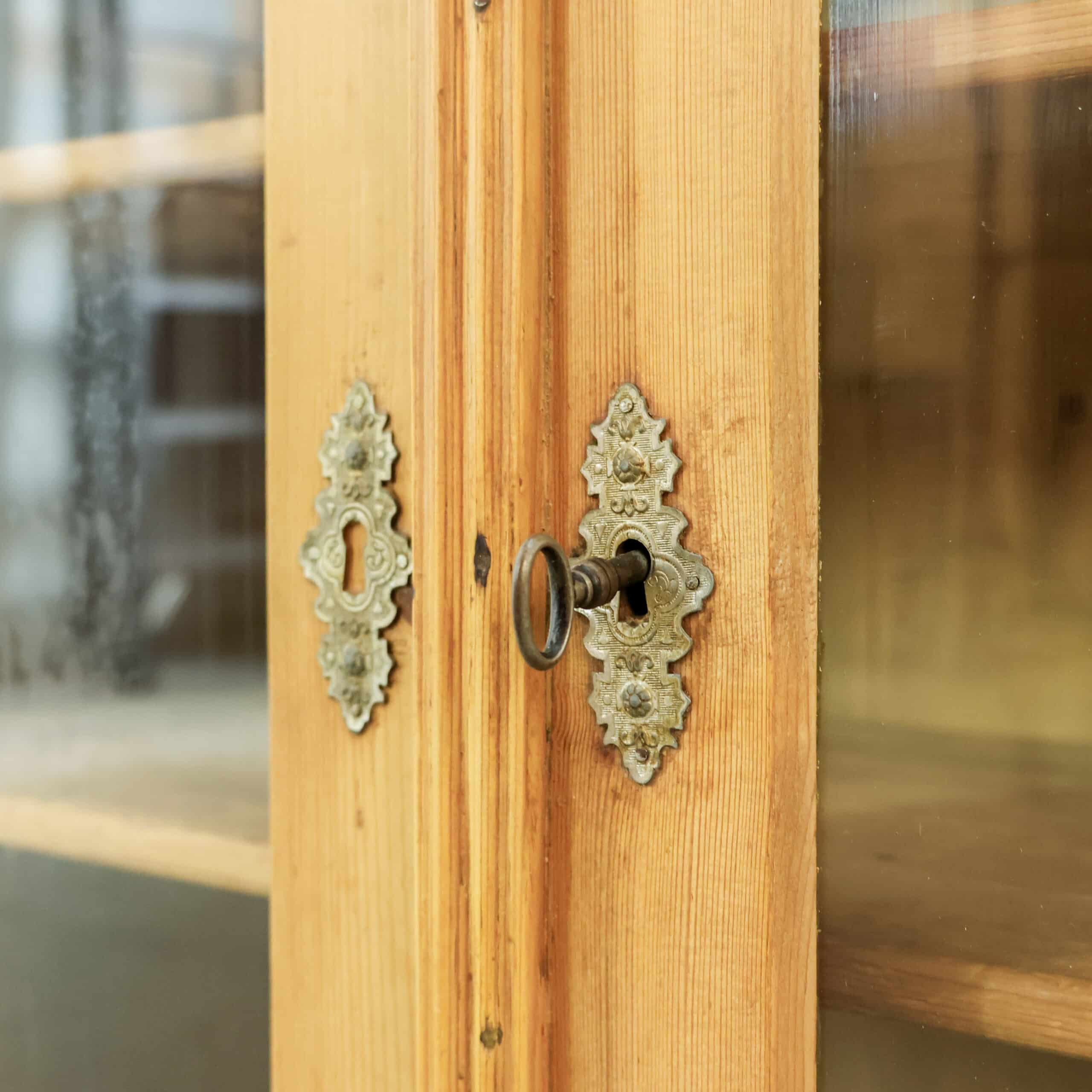 Brocante vitrinekastje – Bild 9