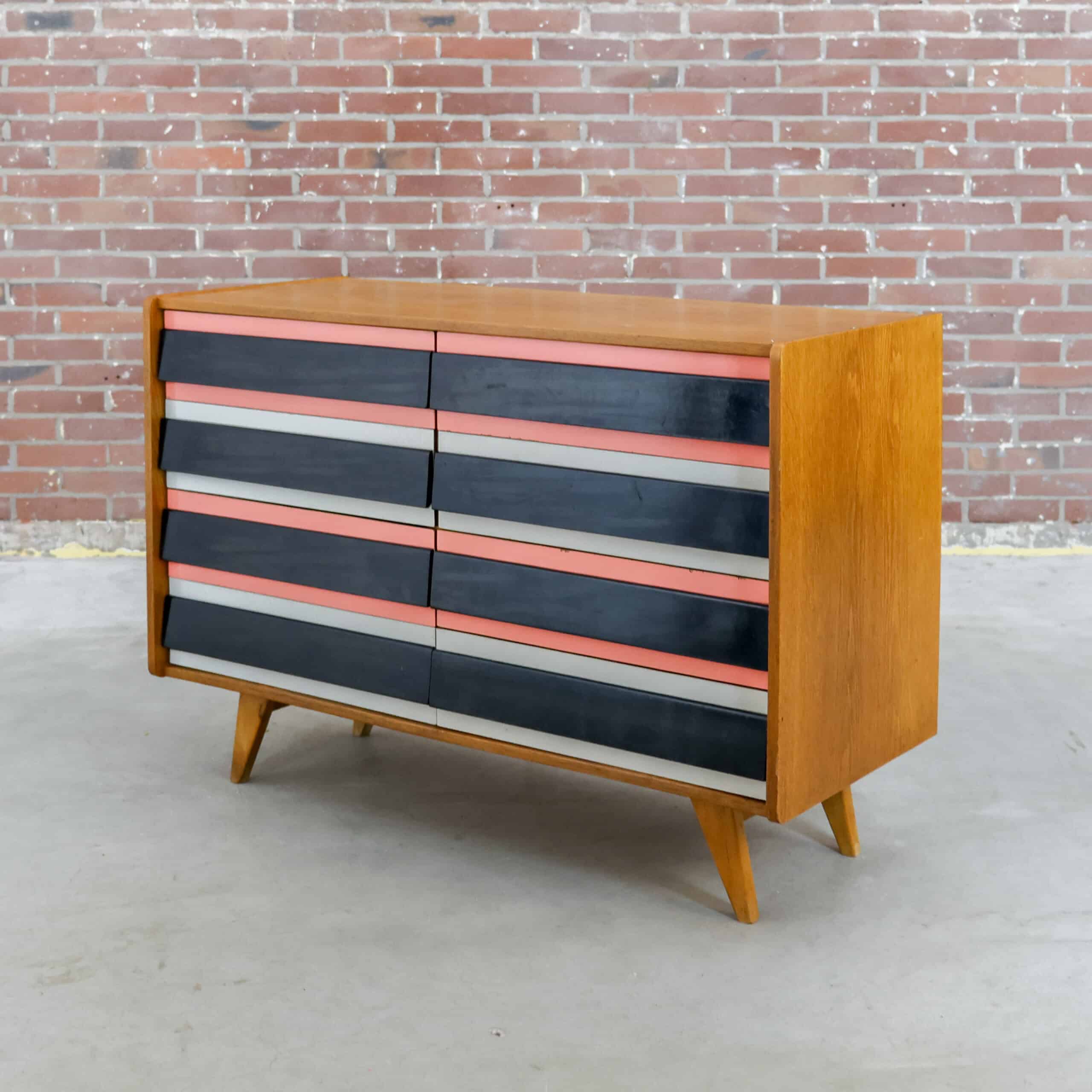 Vintage ladekast van Interiér Praha