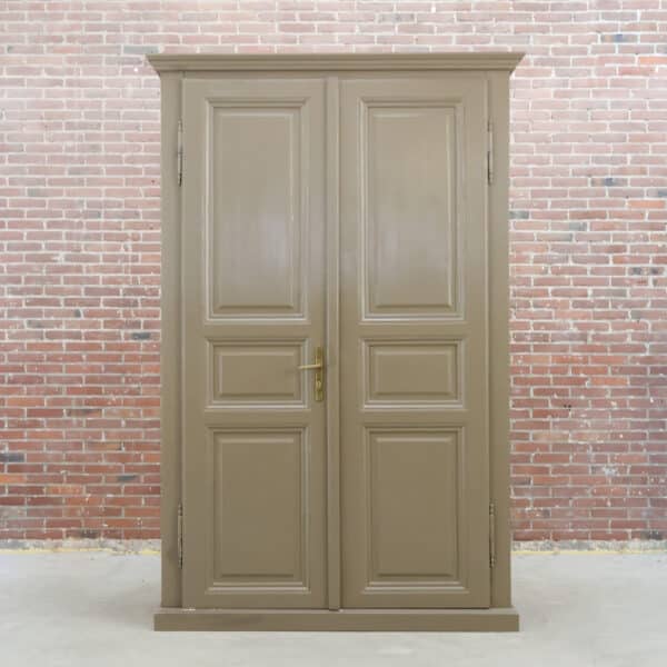 Hoge kast met ensuite deuren - demontabel