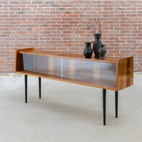 Mid-century vitrinekast