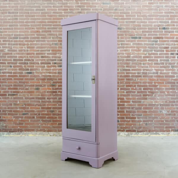 Eendeurs vitrinekast