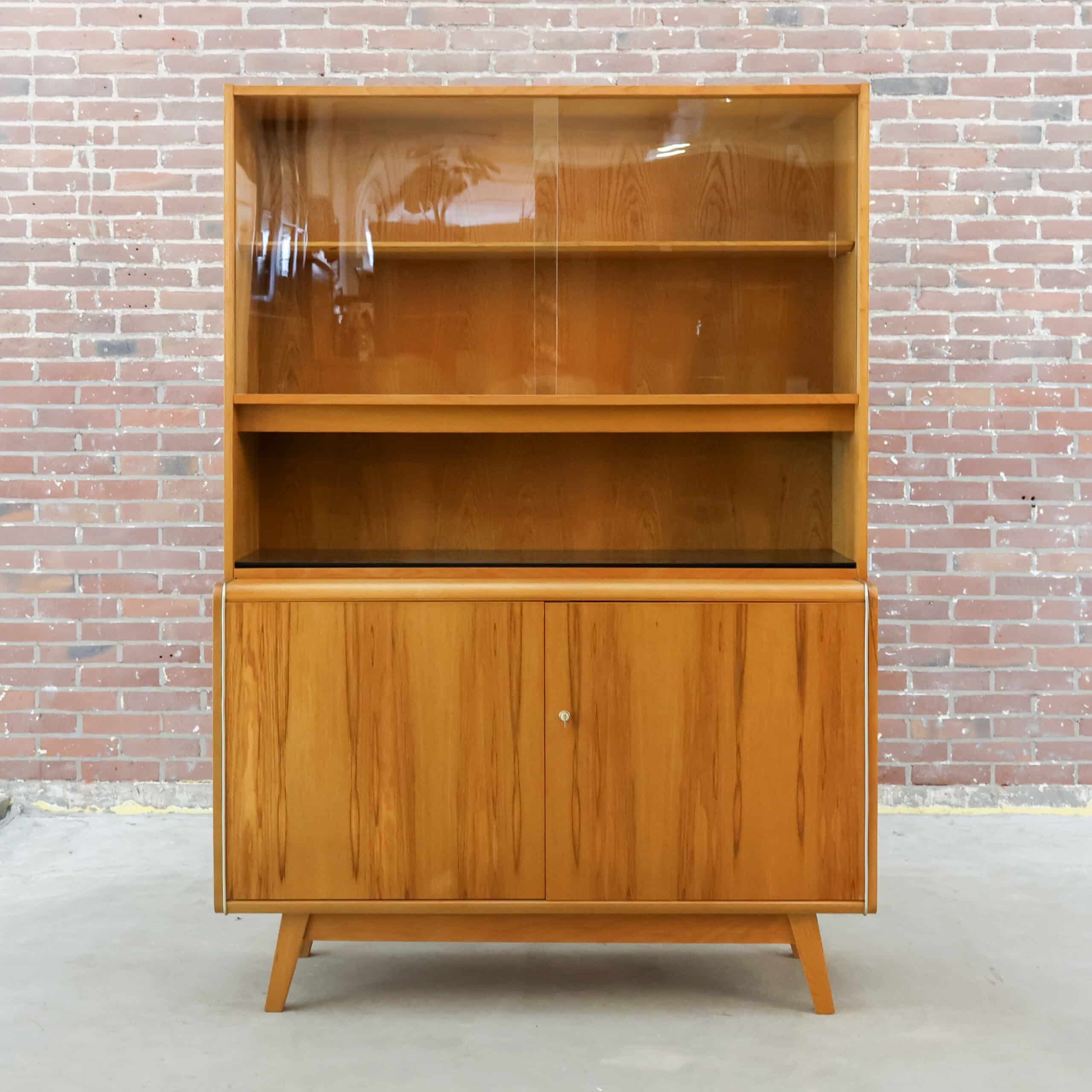 Mid-century highboard - Jitona