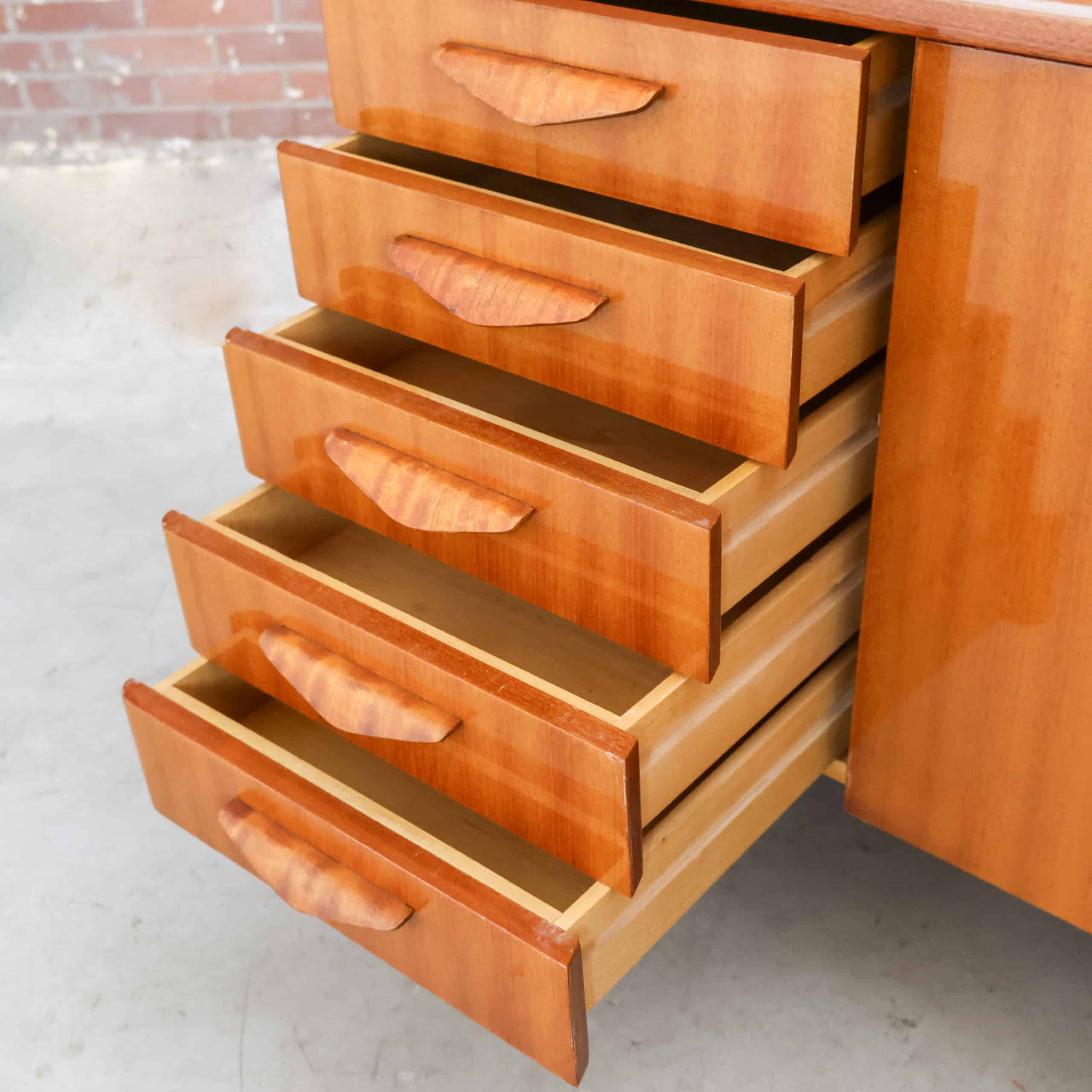 Mid Century highboard - Tatra Nabytok - Afbeelding 6