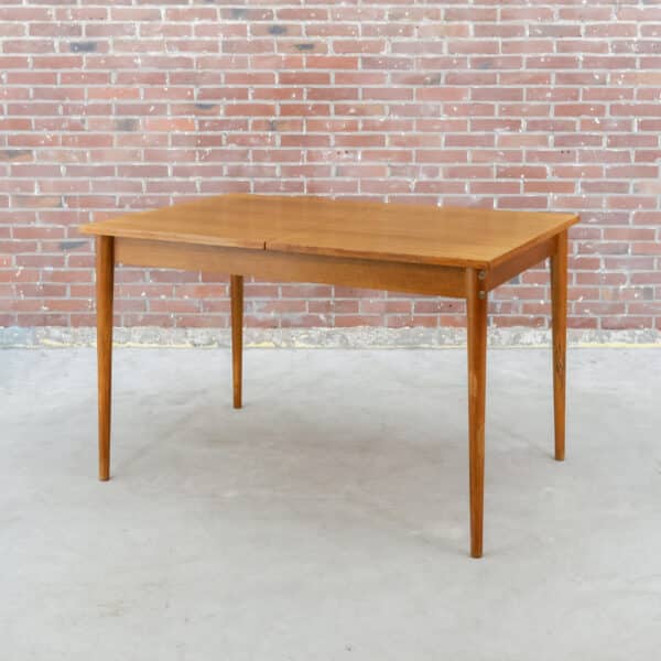 Vintage uitschuifbare eettafel