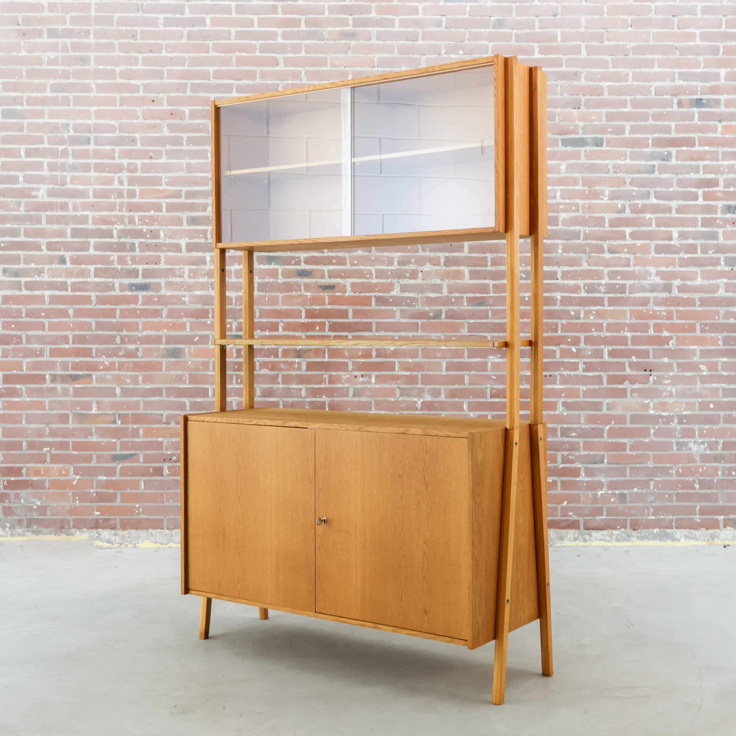 Mid-century highboard