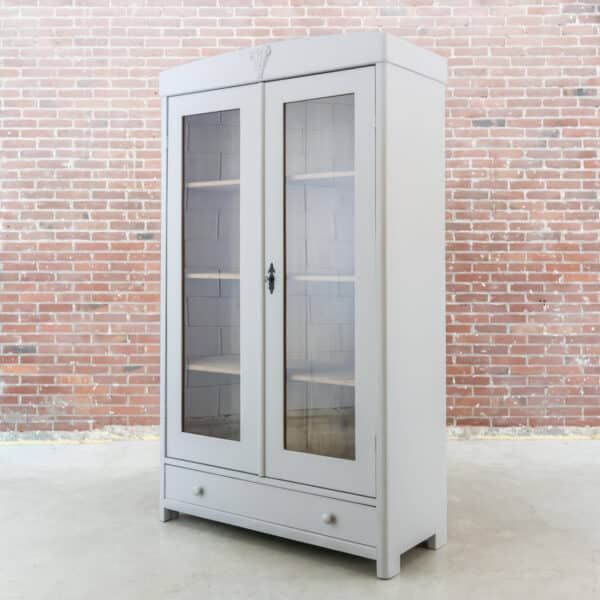 Brocante vitrinekast