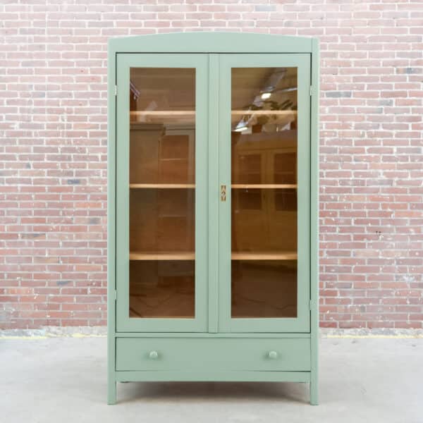 Brocante vitrinekast