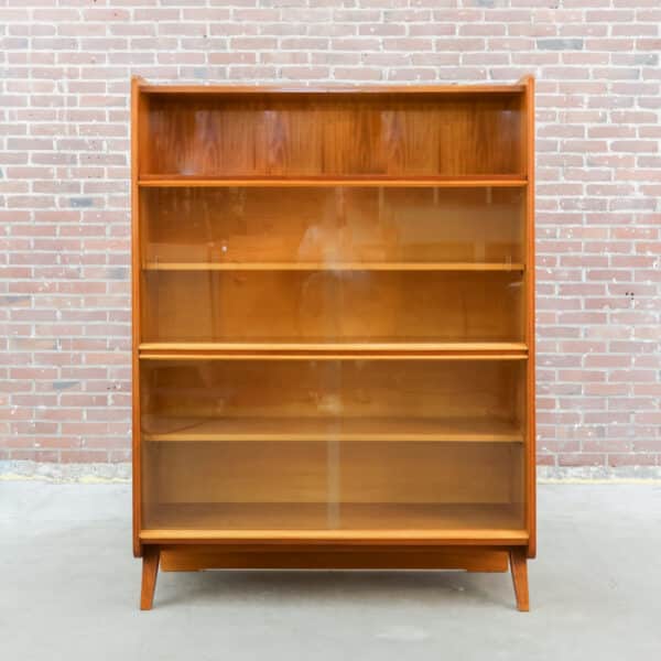 Vintage boekenkast - Novy Domov