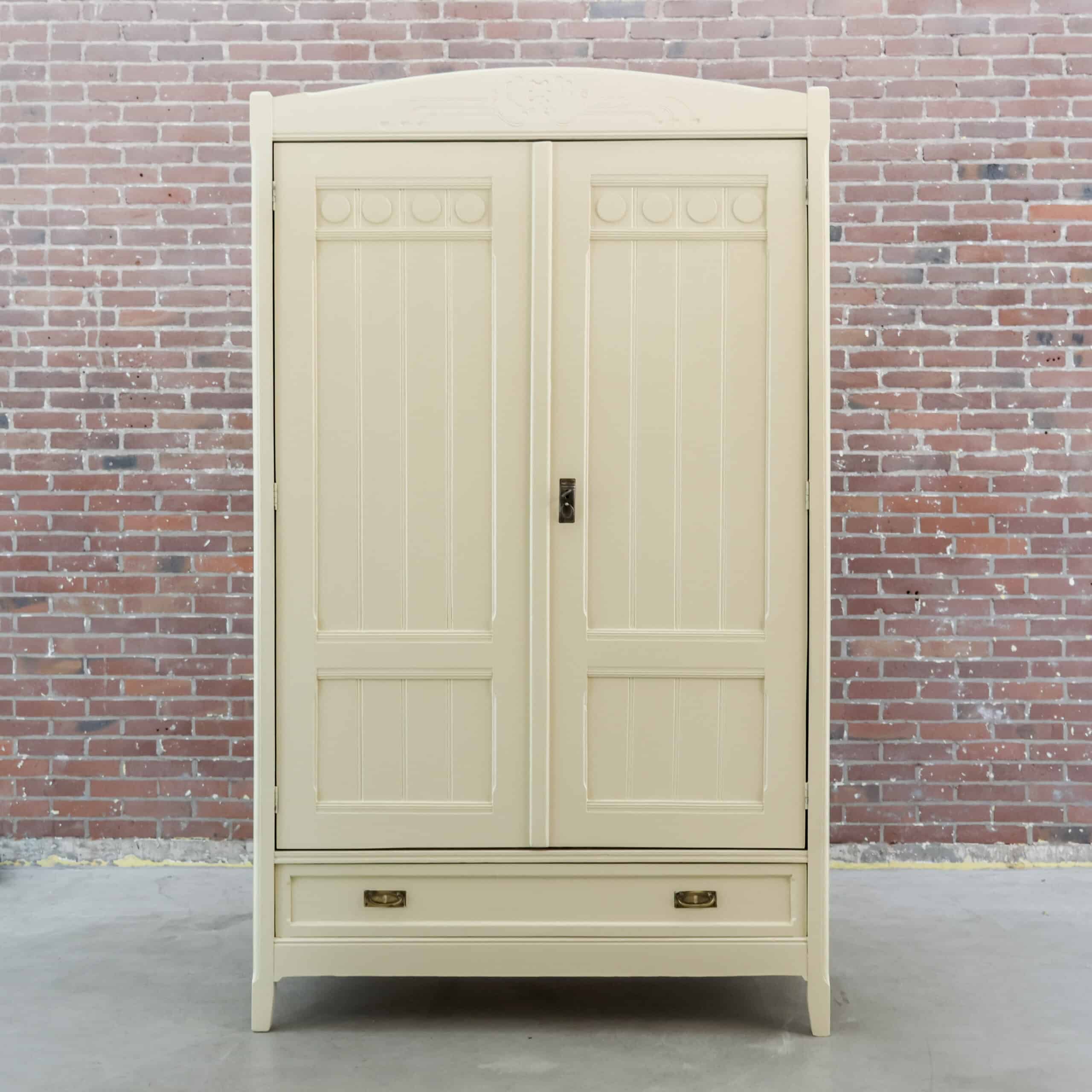 Brocante crème linnenkast – Bild 2