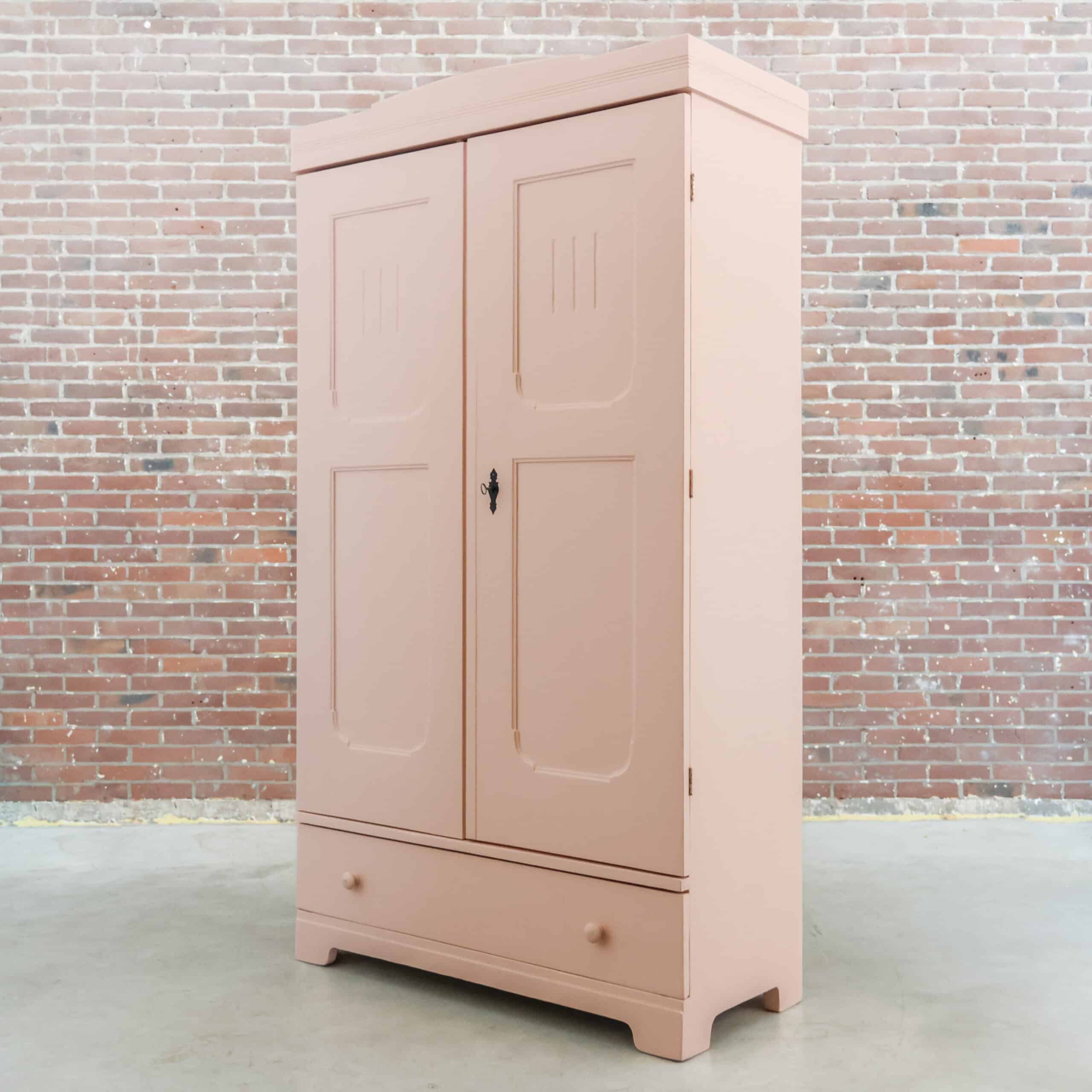 Roze linnenkast