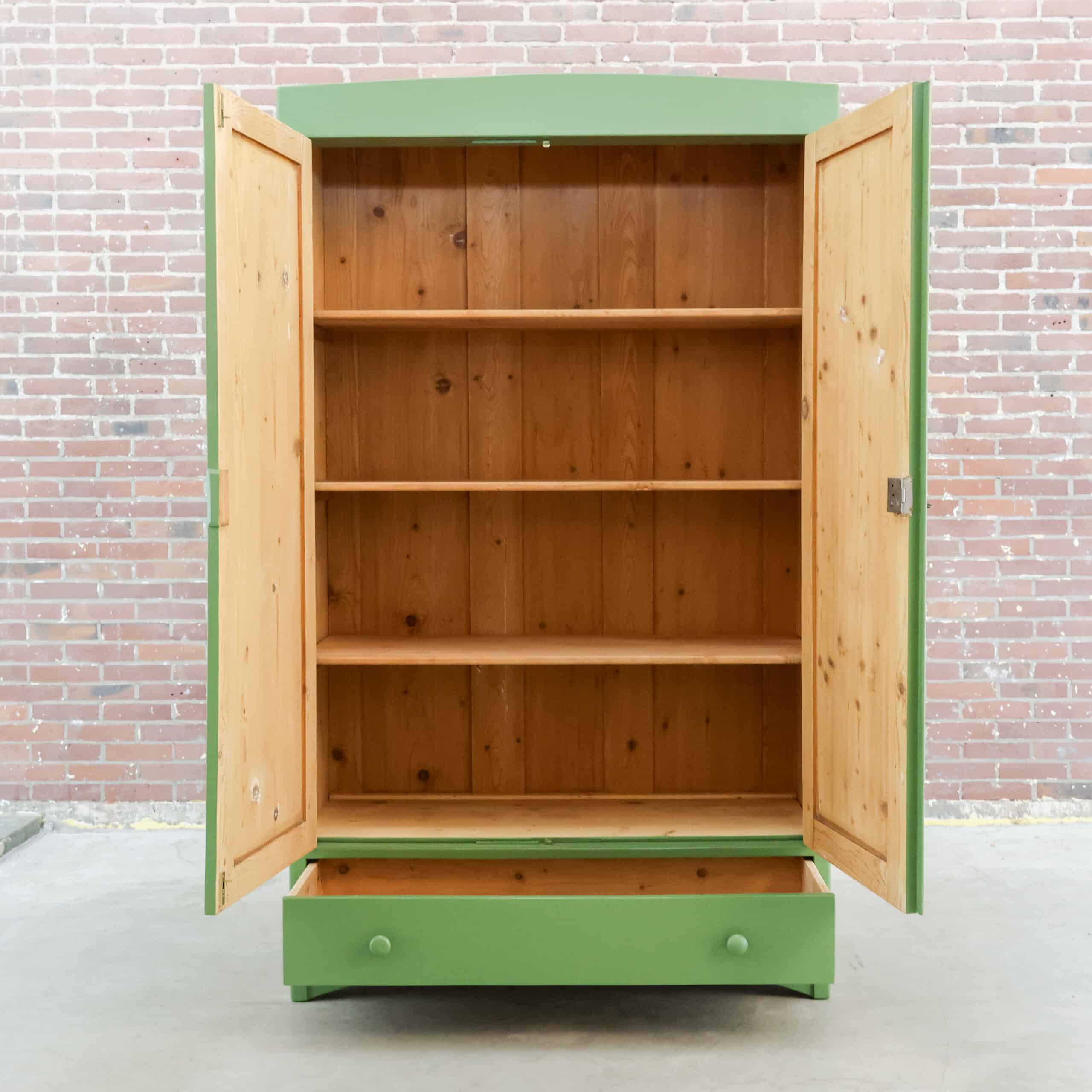 Brocante groene linnenkast - Afbeelding 2