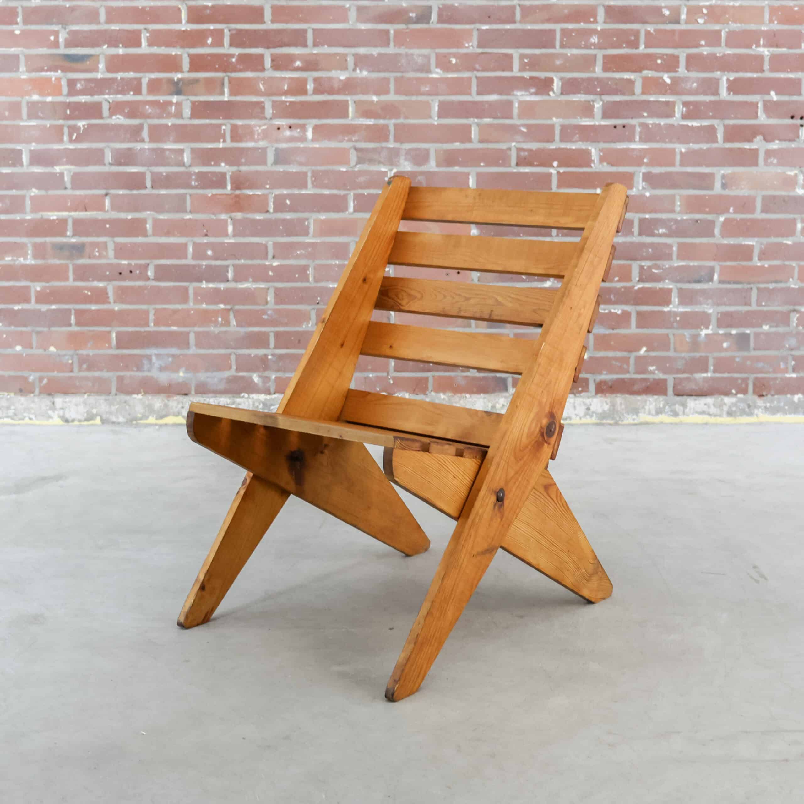 Vintage houten schaarstoelen