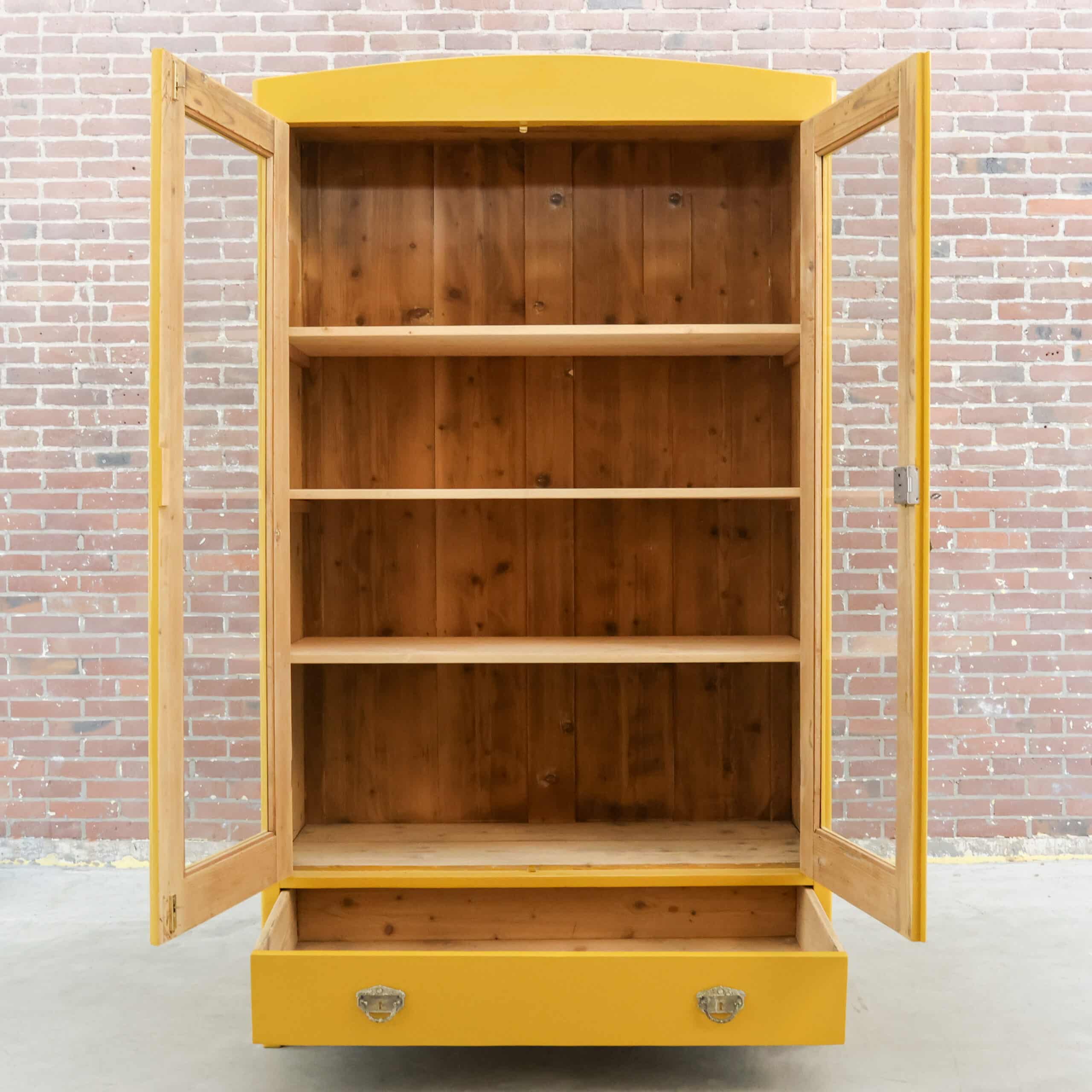 Brocante gele vitrinekast - Afbeelding 2