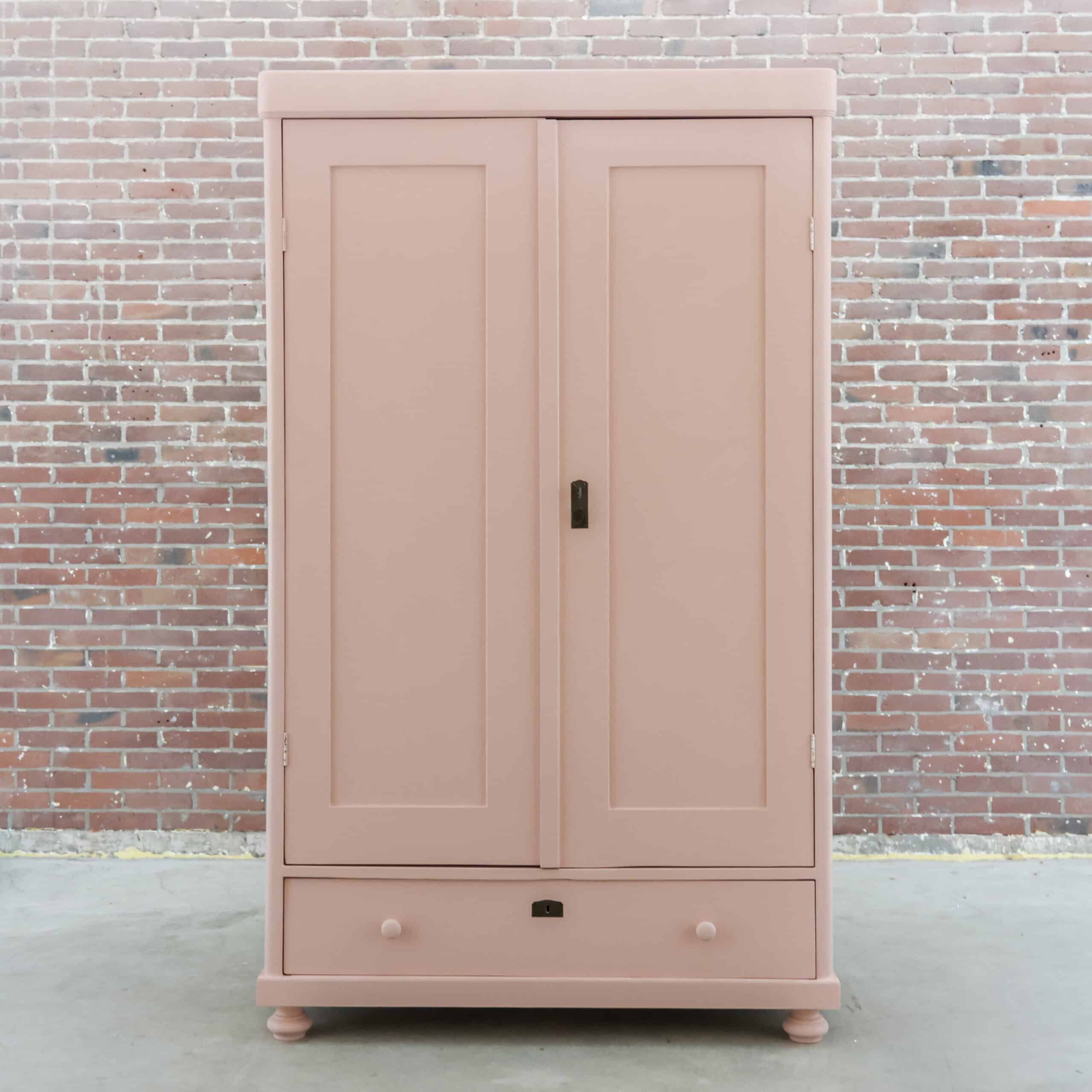 Roze linnenkast