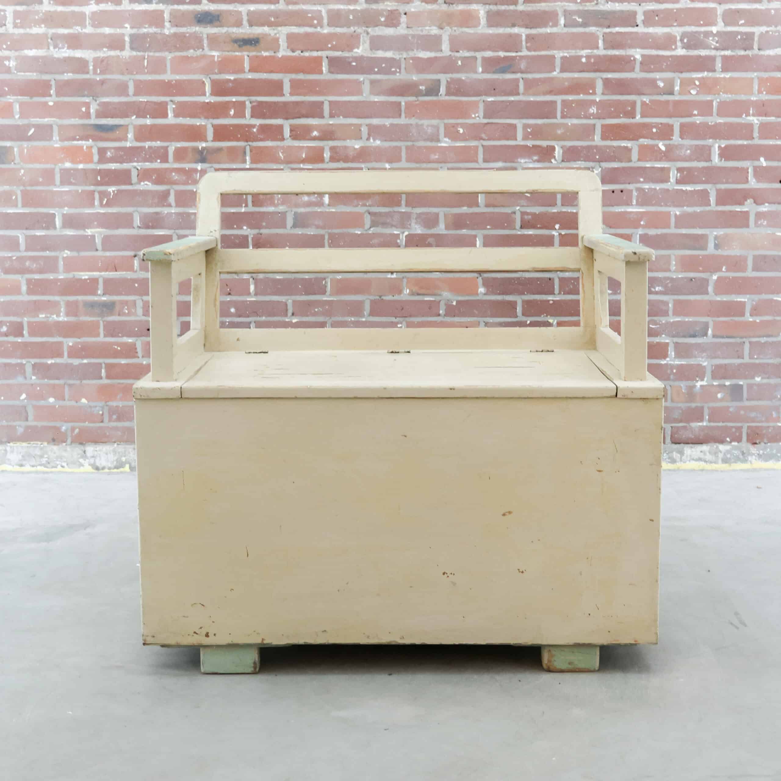 Brocante kinderbankje