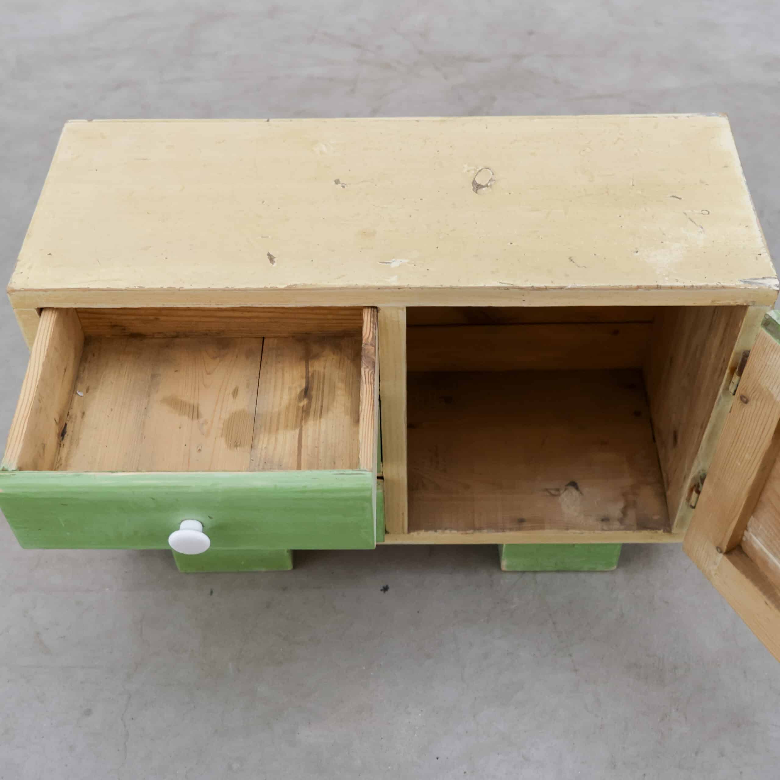 klein brocante dressoir - Afbeelding 4