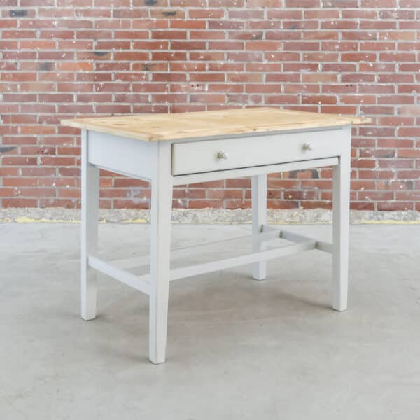 Brocante tafel met grote la