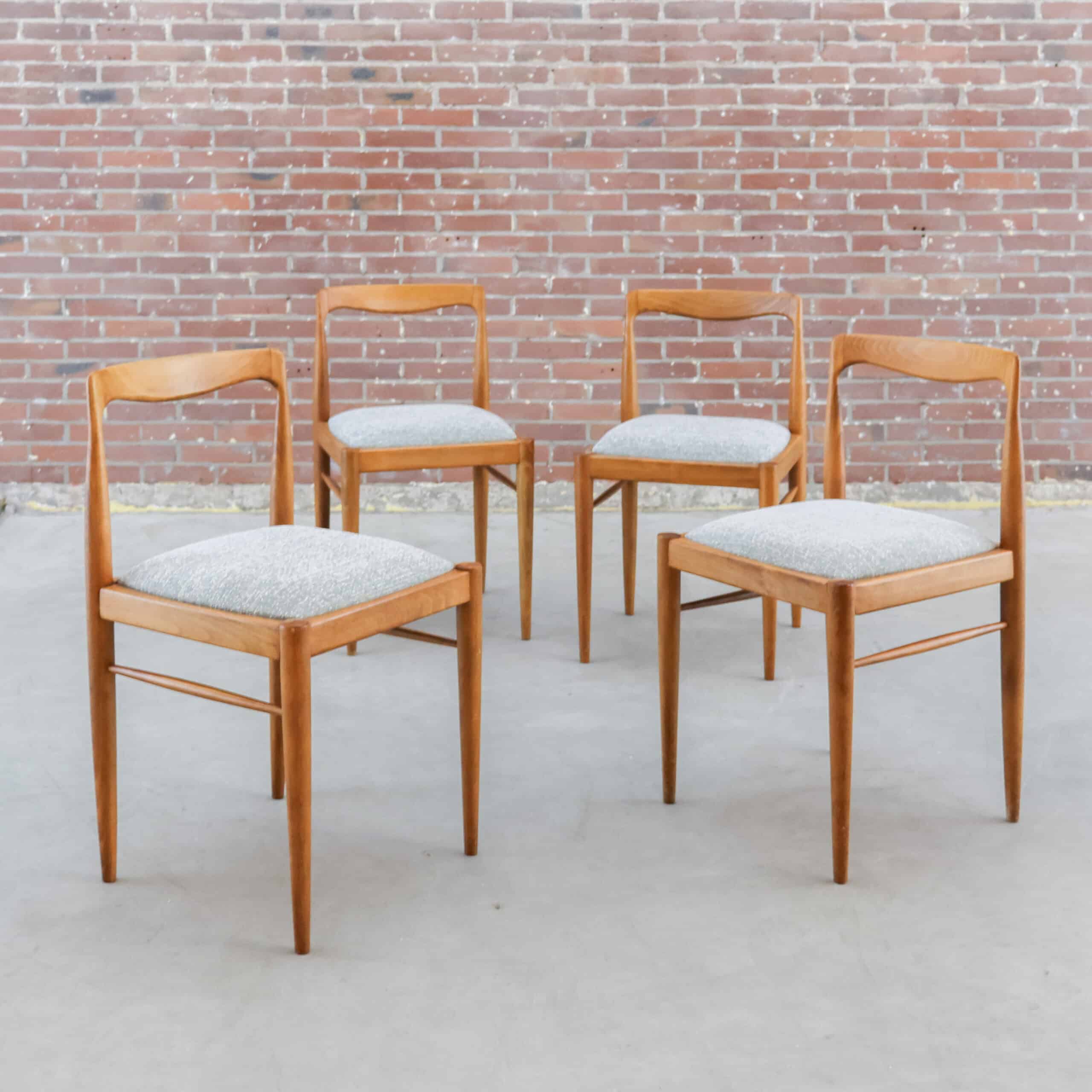 Vintage stoelen - Dřevotvar (per stuk)