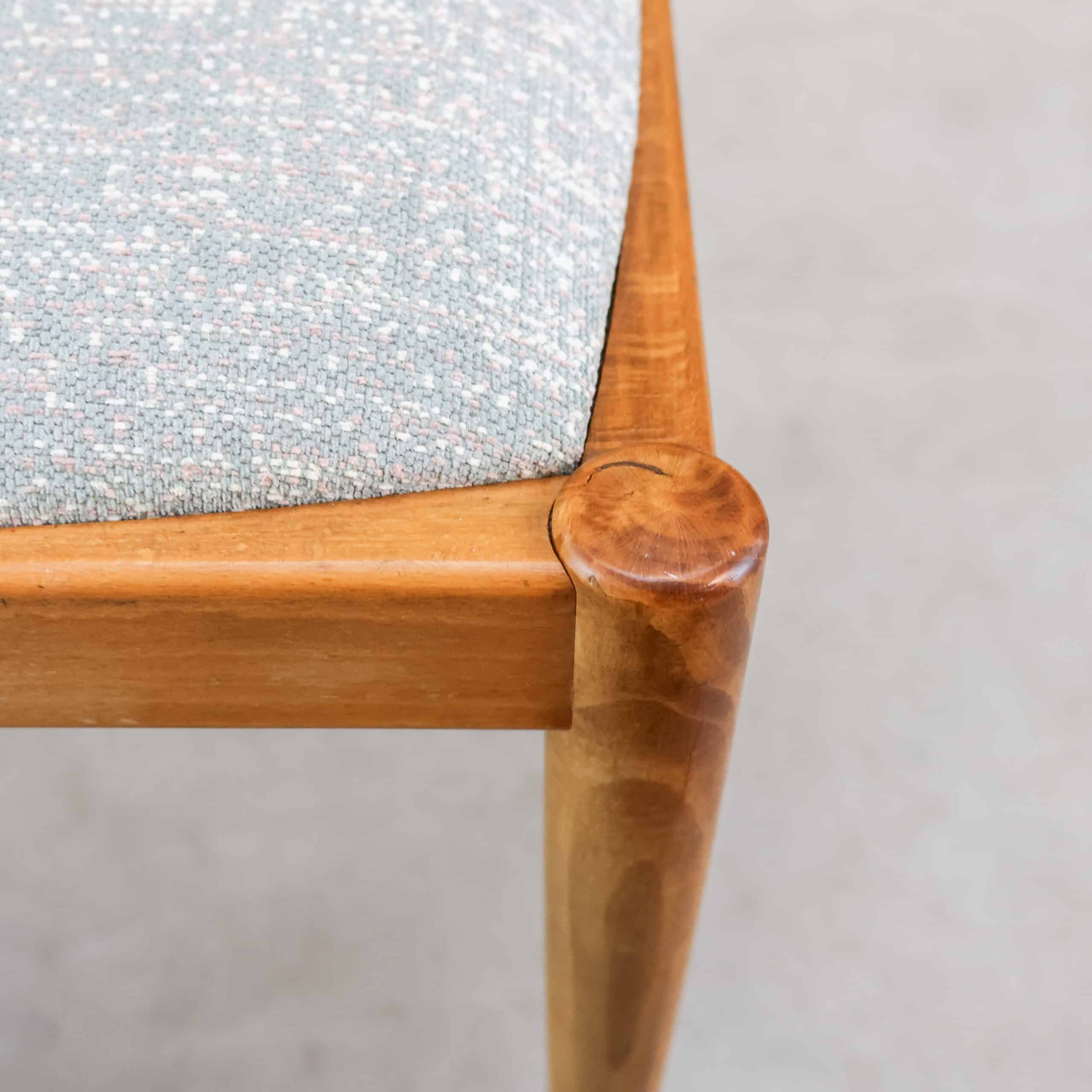 Vintage stoelen - Dřevotvar (prijs per stuk) - Afbeelding 10