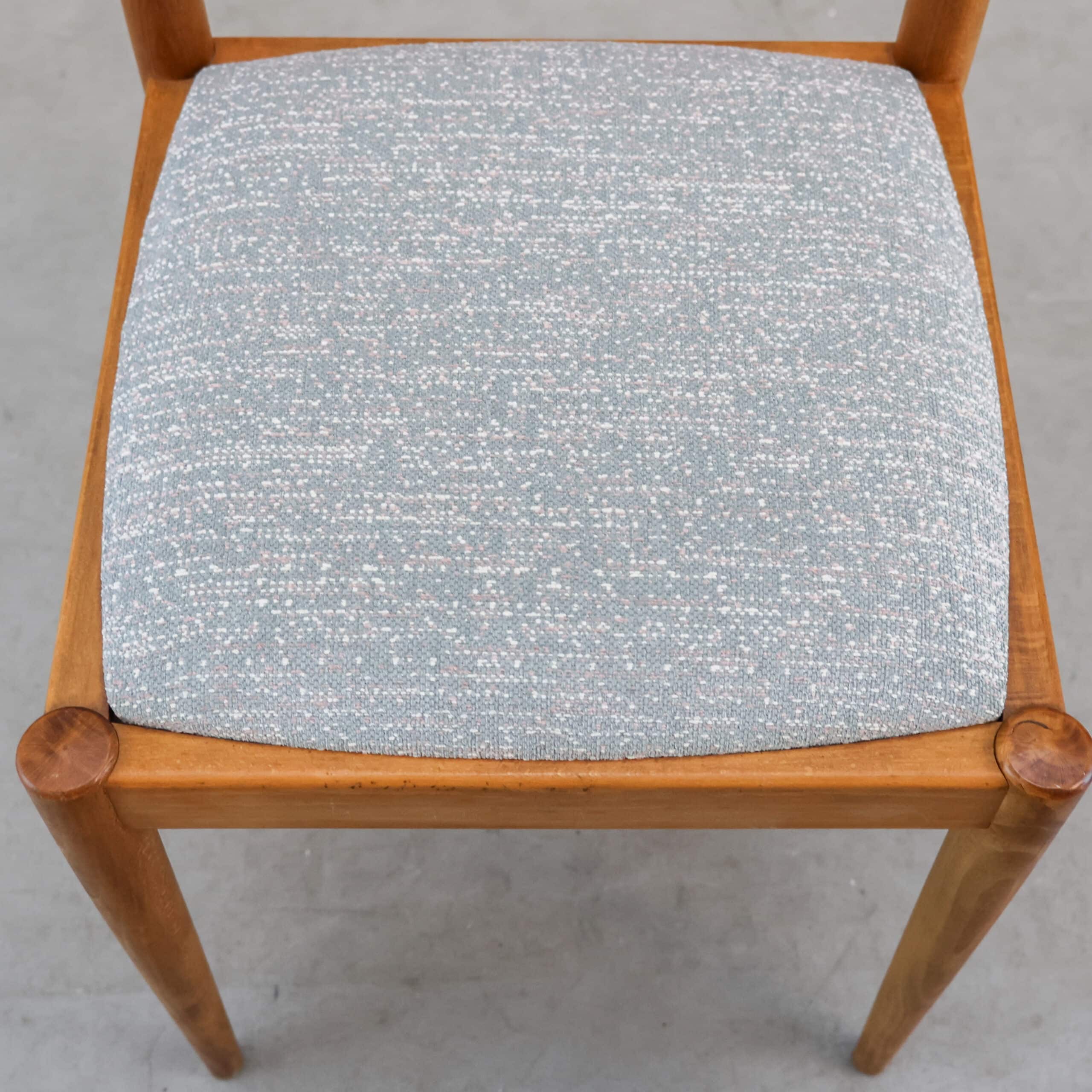 Vintage stoelen - Dřevotvar (prijs per stuk) - Afbeelding 8