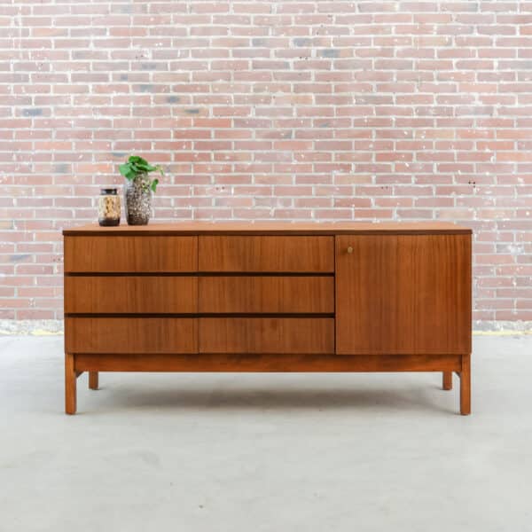 Vintage dressoir - Nový Domov