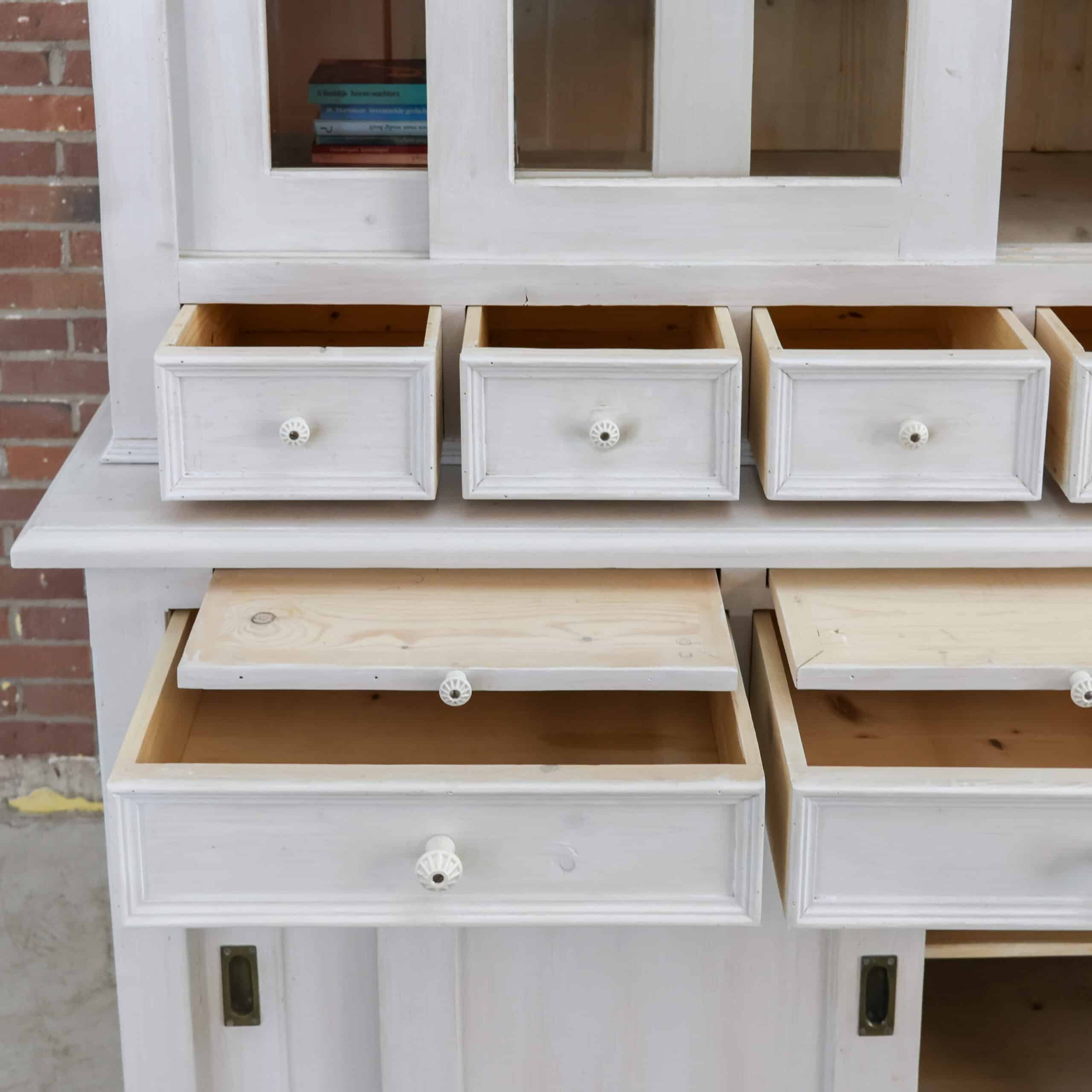 Grote brocante buffetkast – Bild 3