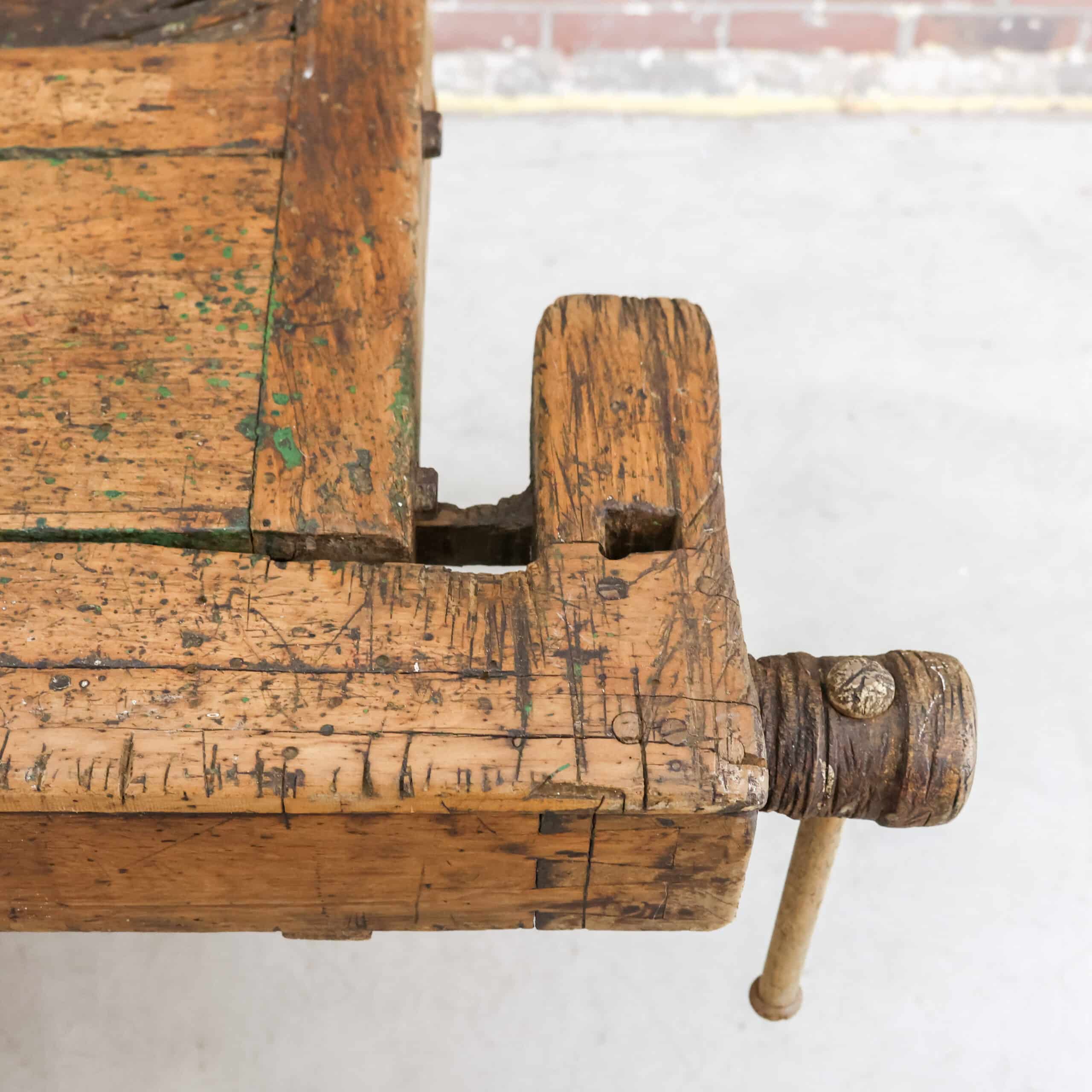 Vintage werkbank met bankschroef - Afbeelding 6