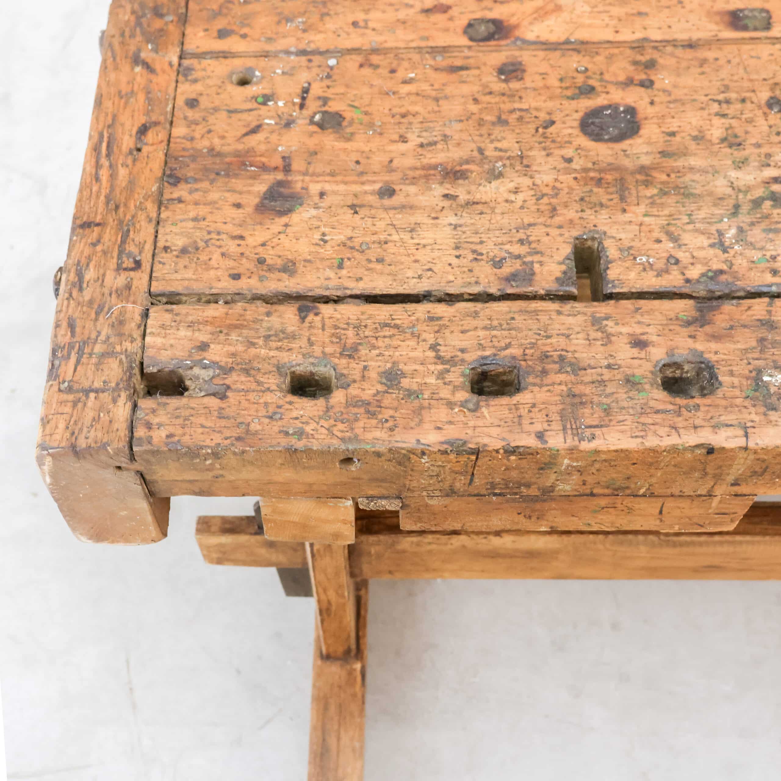 Vintage werkbank met bankschroef - Afbeelding 4