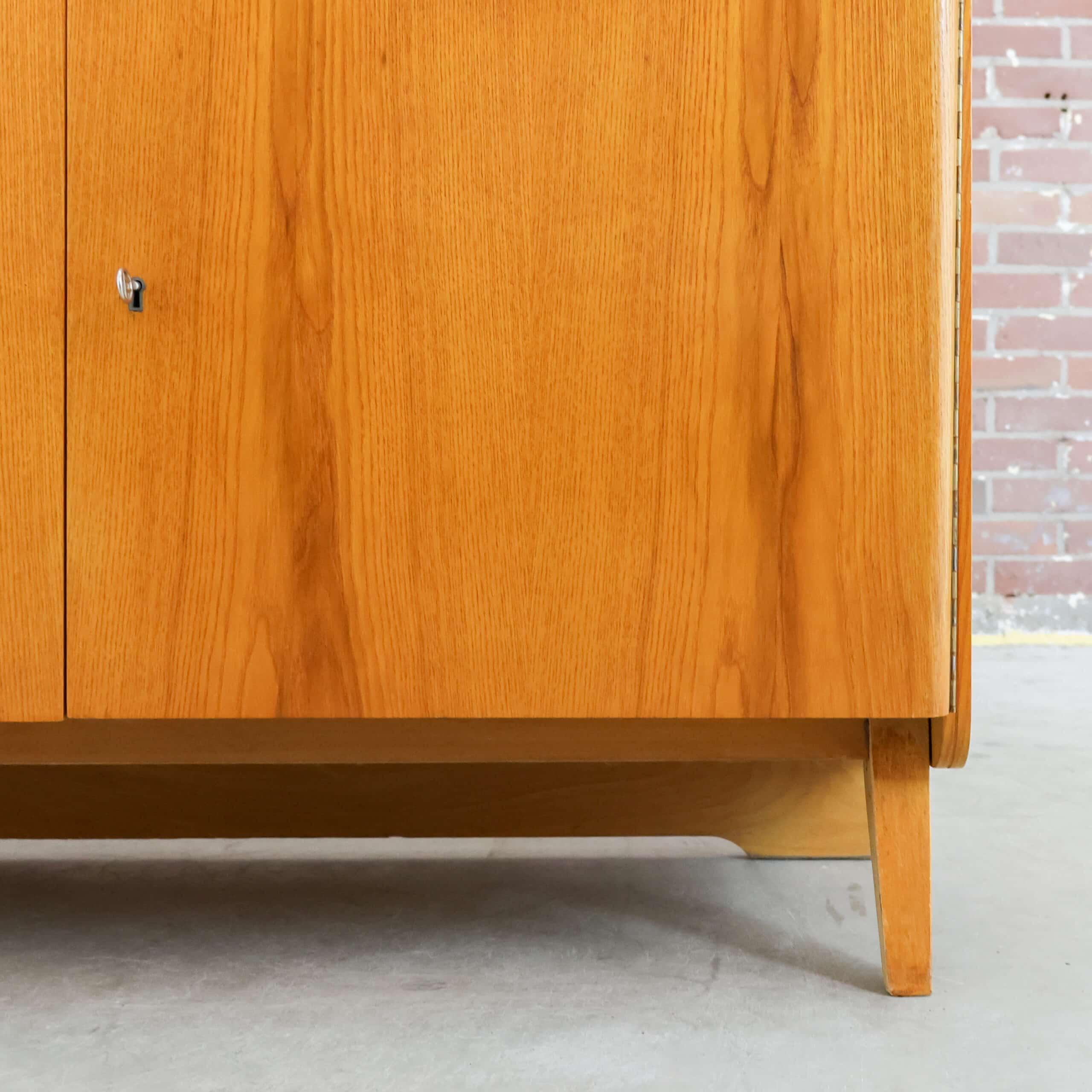 Mid Century highboard - Tatra Nabytok - Afbeelding 13
