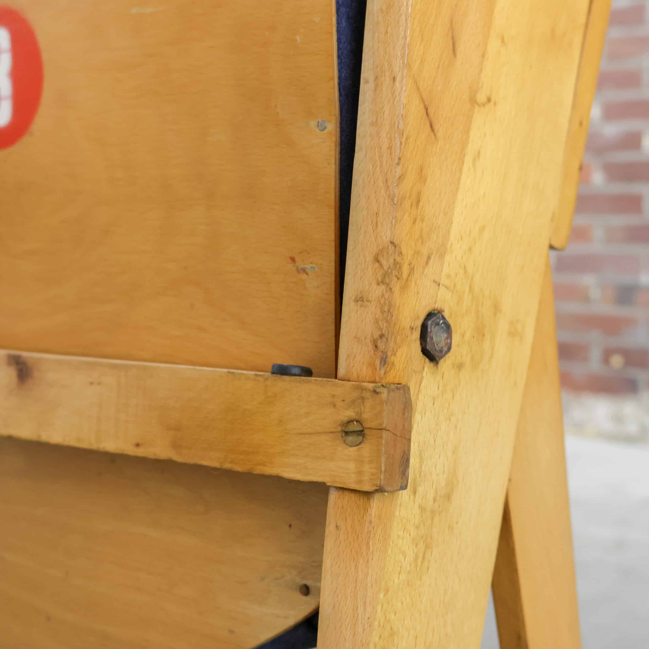 Vintage bioscoopstoelen - Afbeelding 12