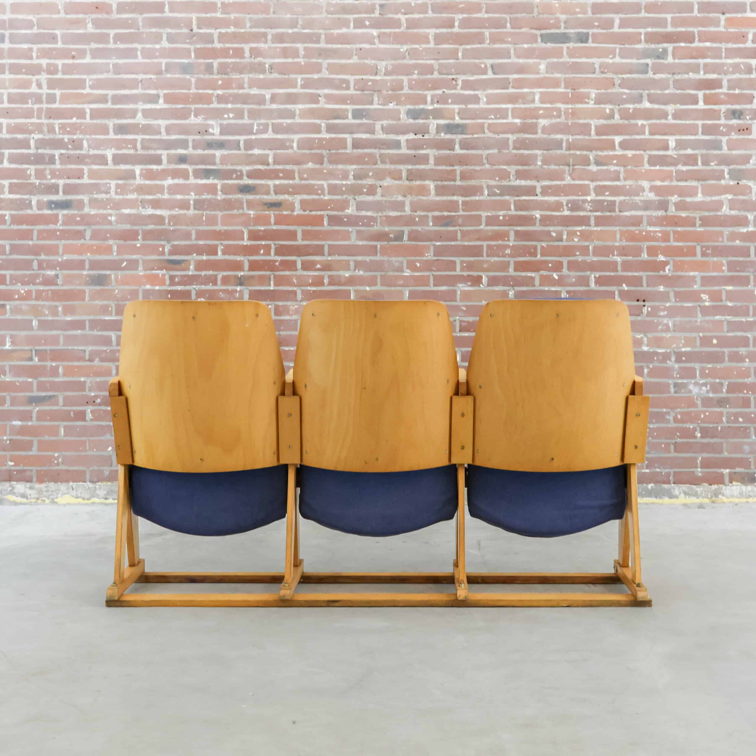 Vintage bioscoopstoelen - Afbeelding 13