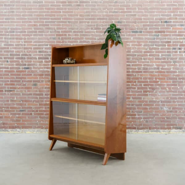 Vintage boekenkast - Novy Domov