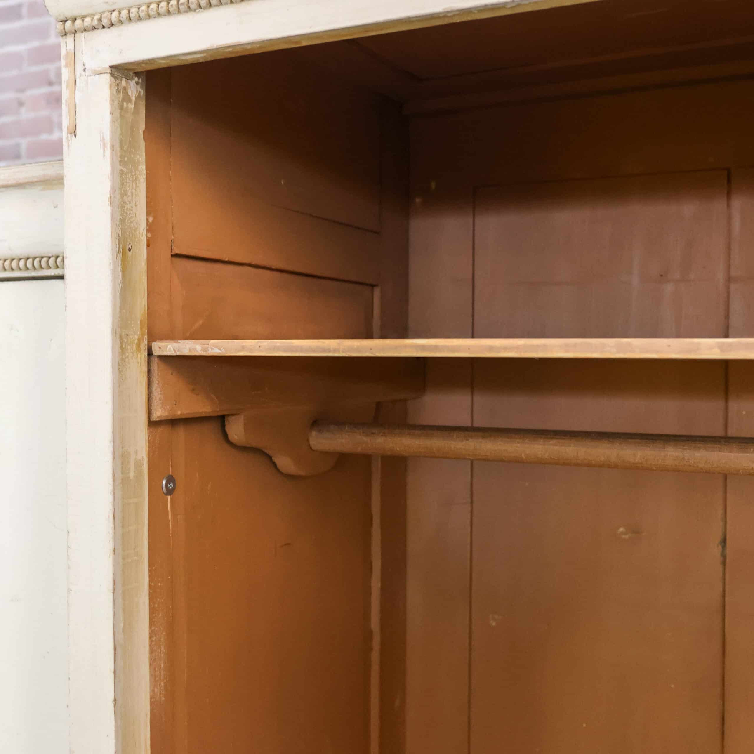 Brocante driedeurs linnenkast - Afbeelding 4